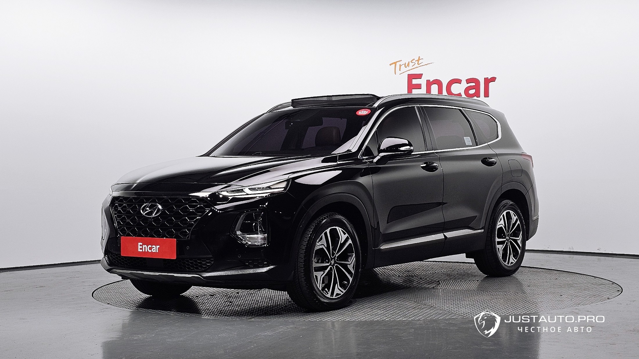 Автомобиль Hyundai Santafe