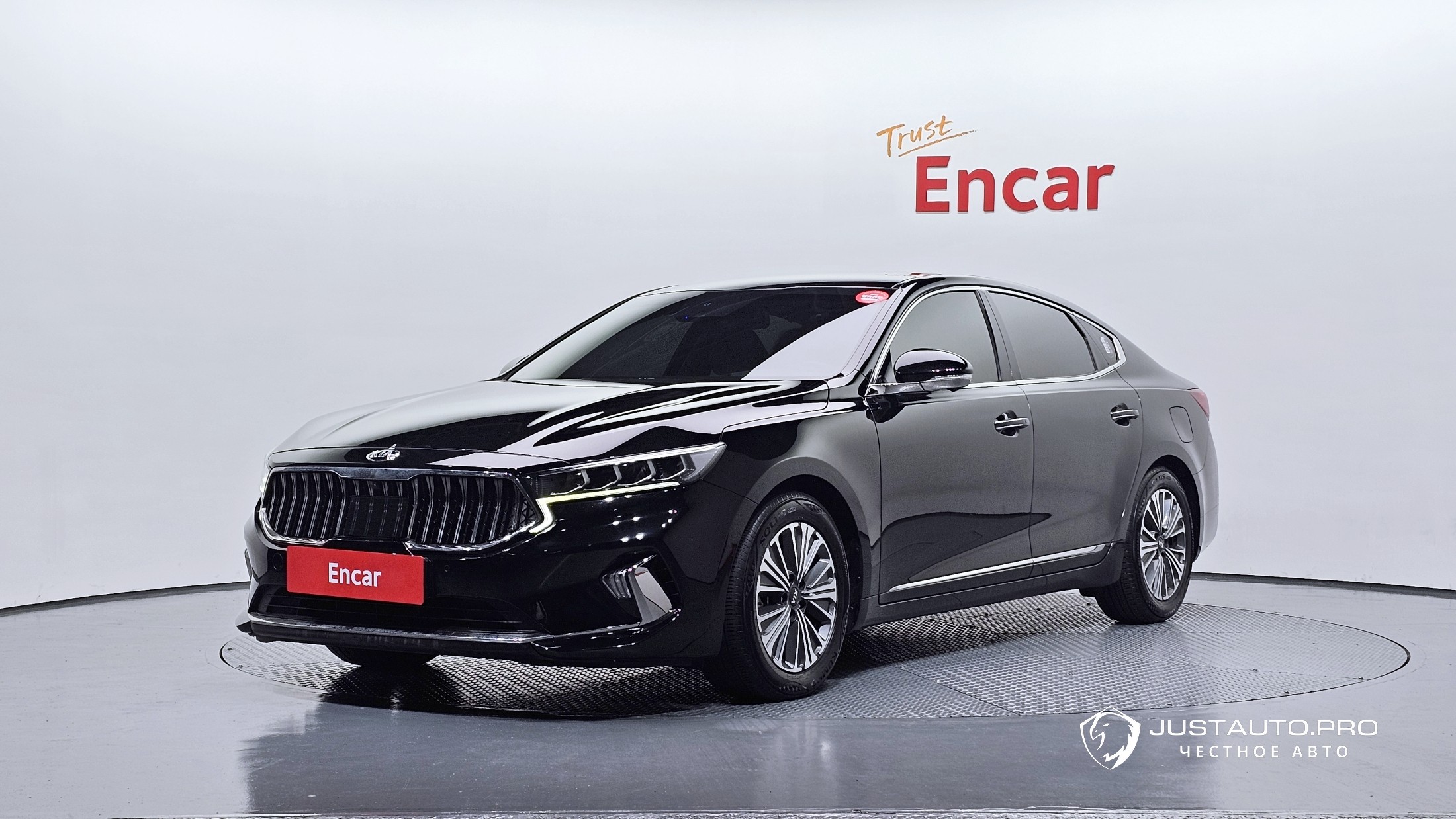 Автомобиль Kia K7