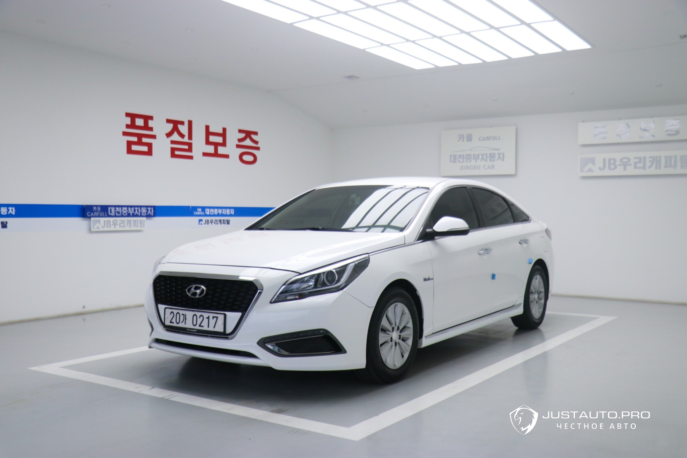 Автомобиль Hyundai Sonata