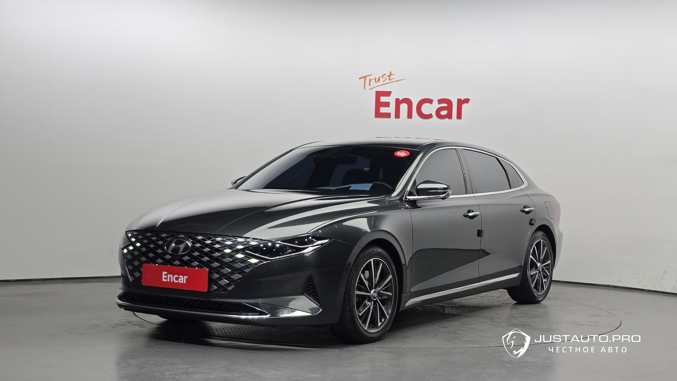 Автомобиль Hyundai Grandeur