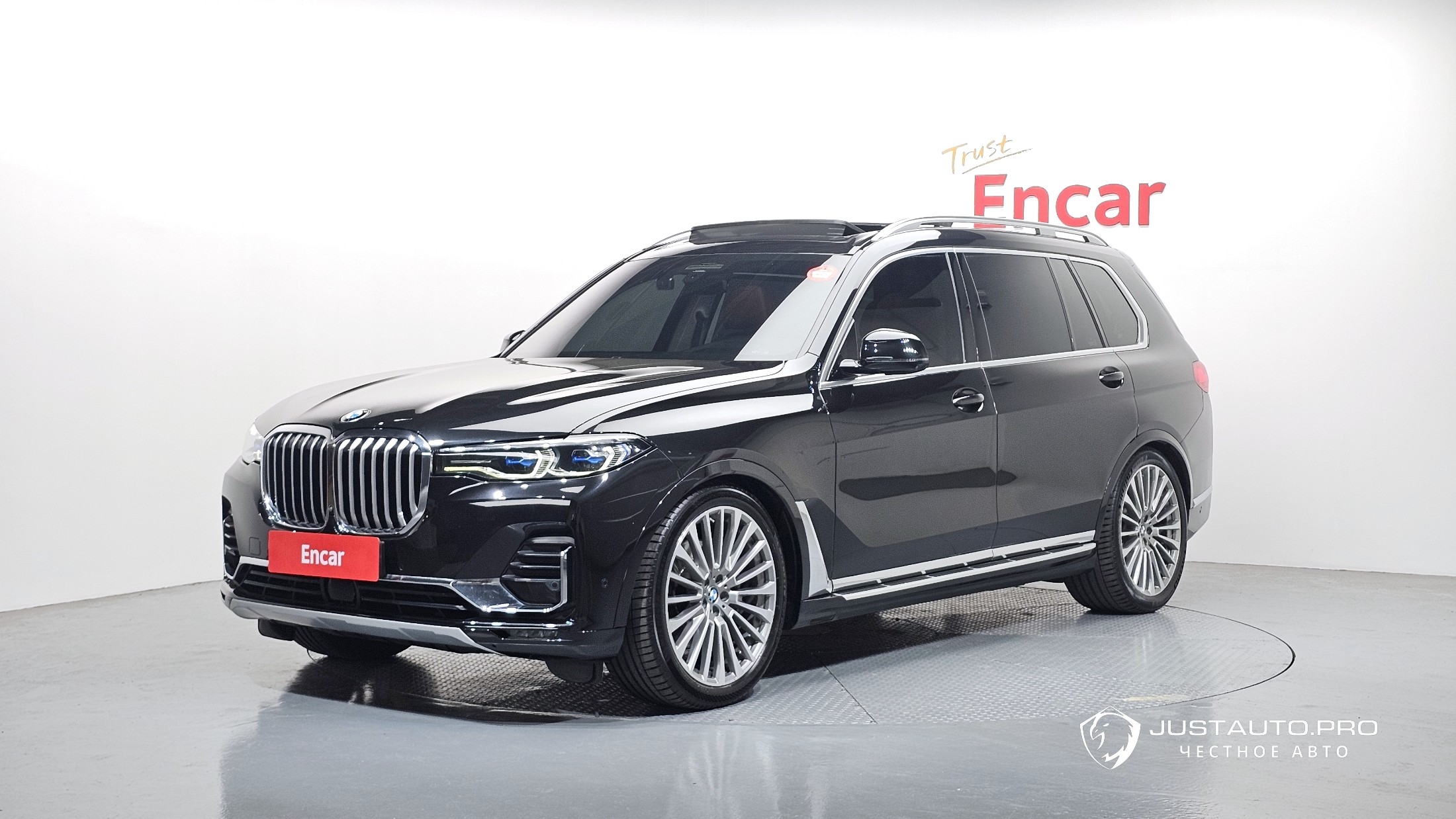 Автомобиль BMW X7