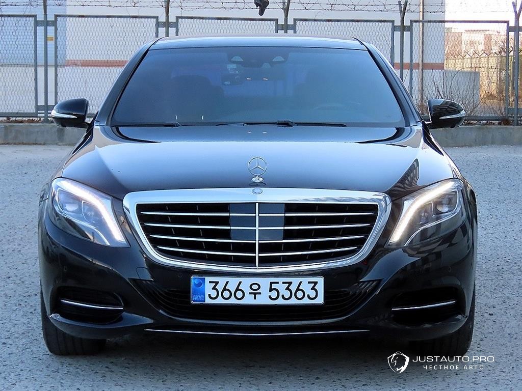 Автомобиль Mercedes-Benz S-Class