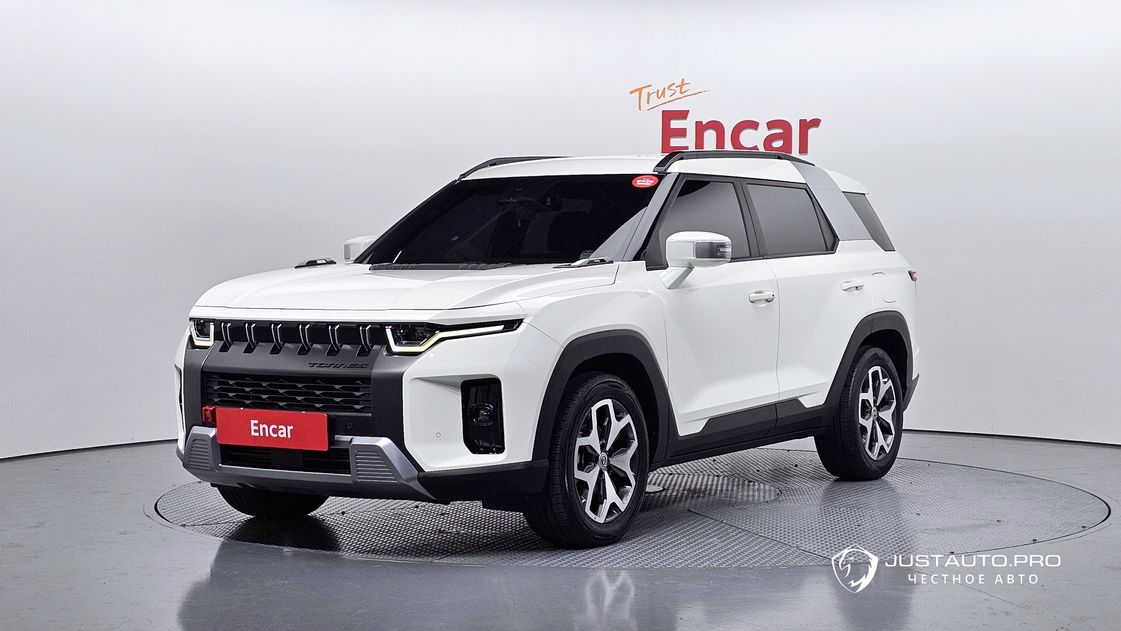 Автомобиль KG_Mobility_Ssangyong Torres