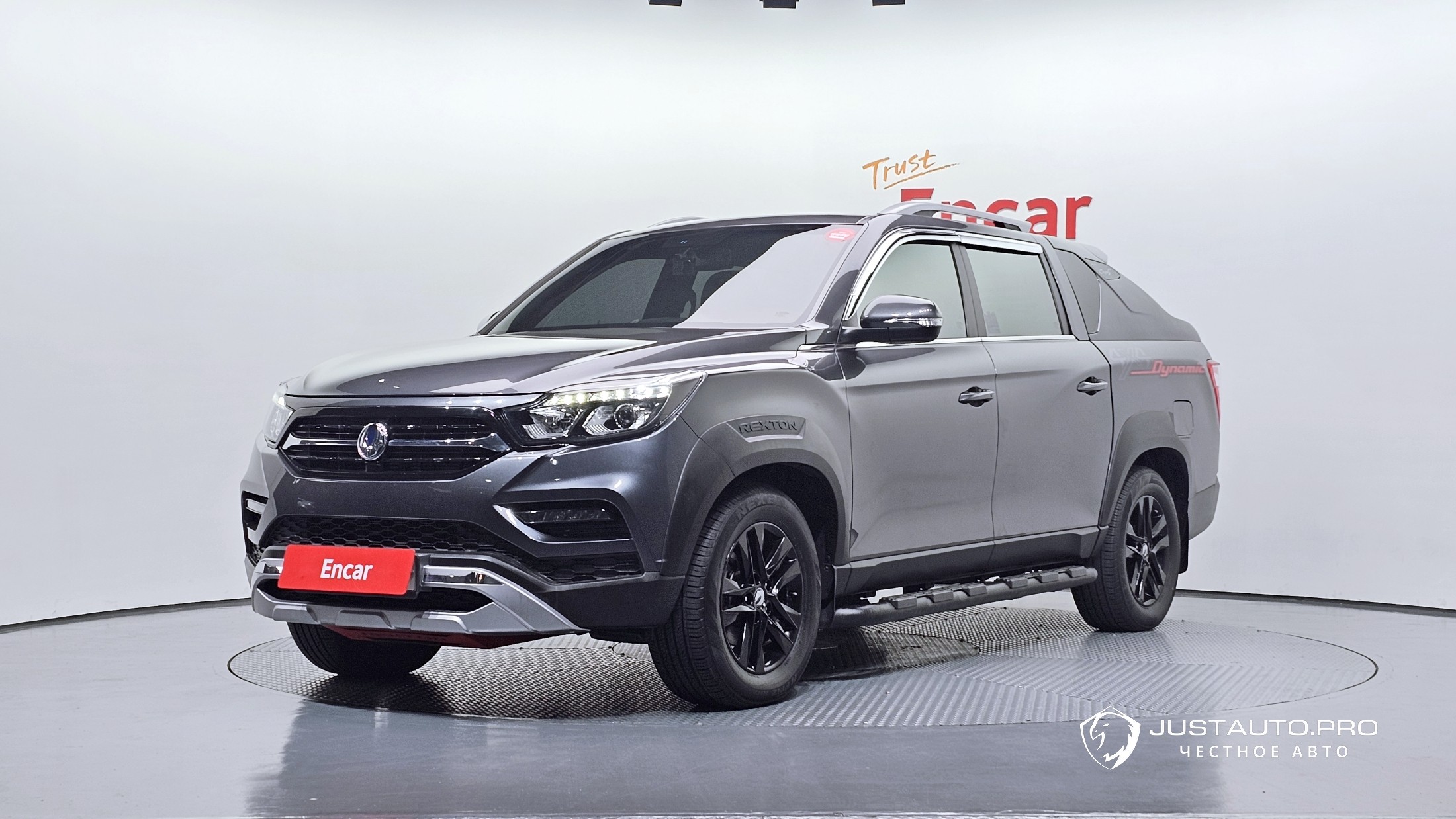 Автомобиль KG_Mobility_Ssangyong Rexton