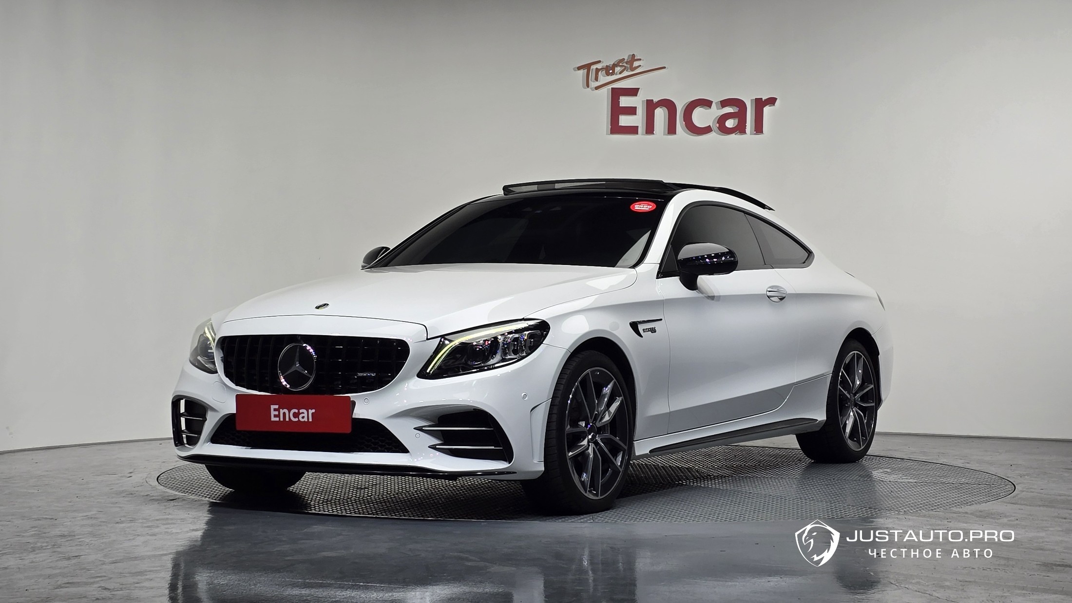 Автомобиль Mercedes-Benz C-Class