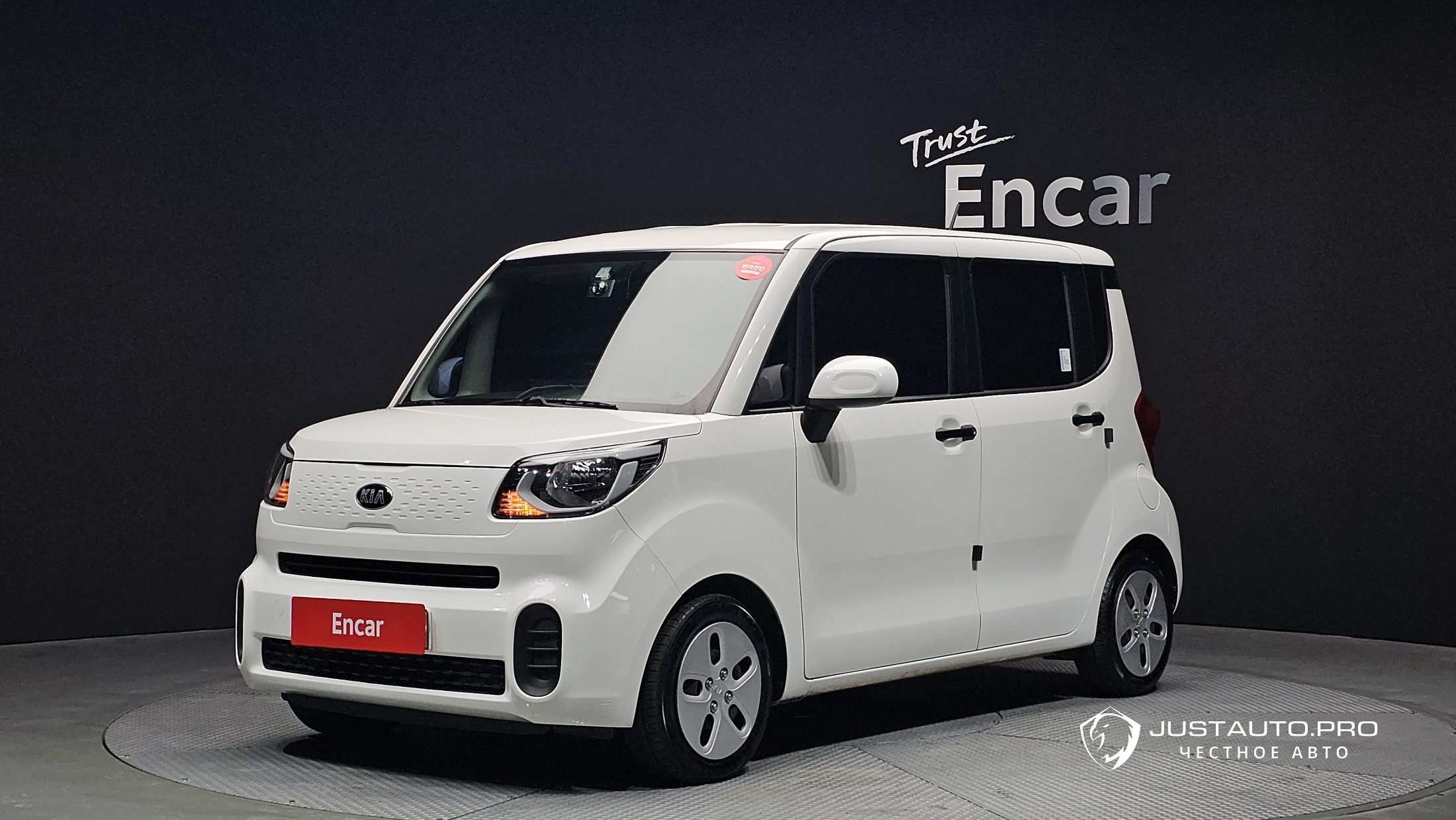 Автомобиль Kia RAY