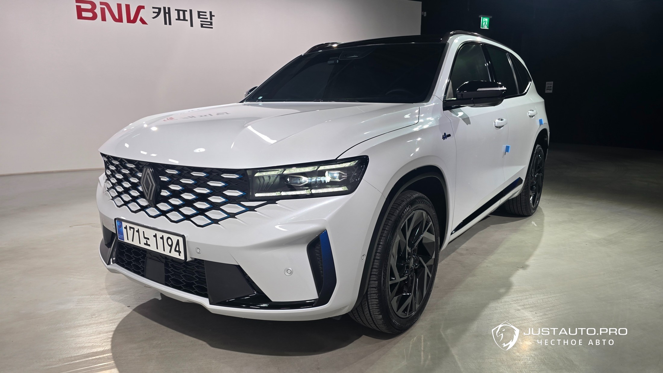 Автомобиль Renault-KoreaSamsung Grand Koleos