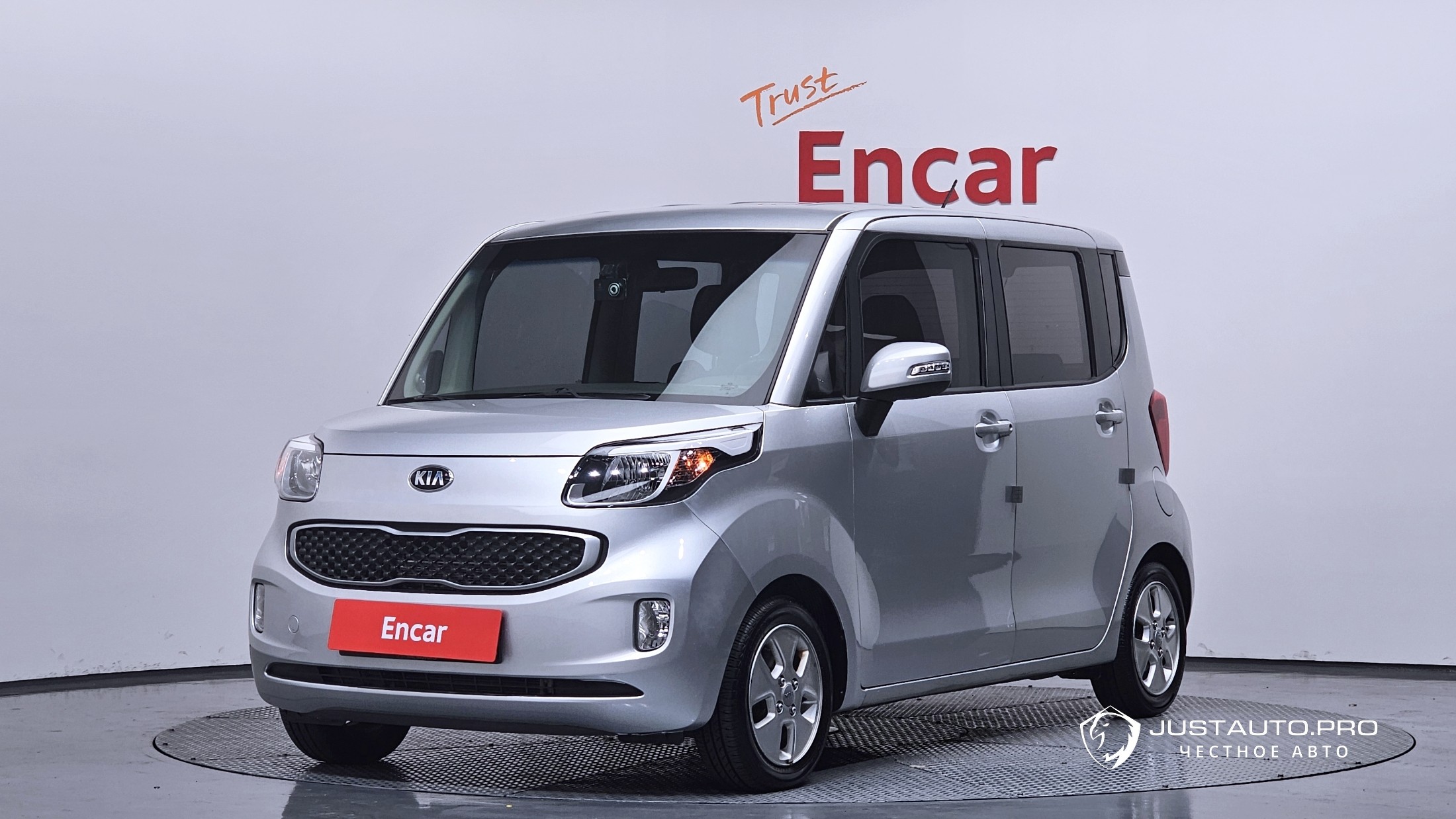 Автомобиль Kia RAY