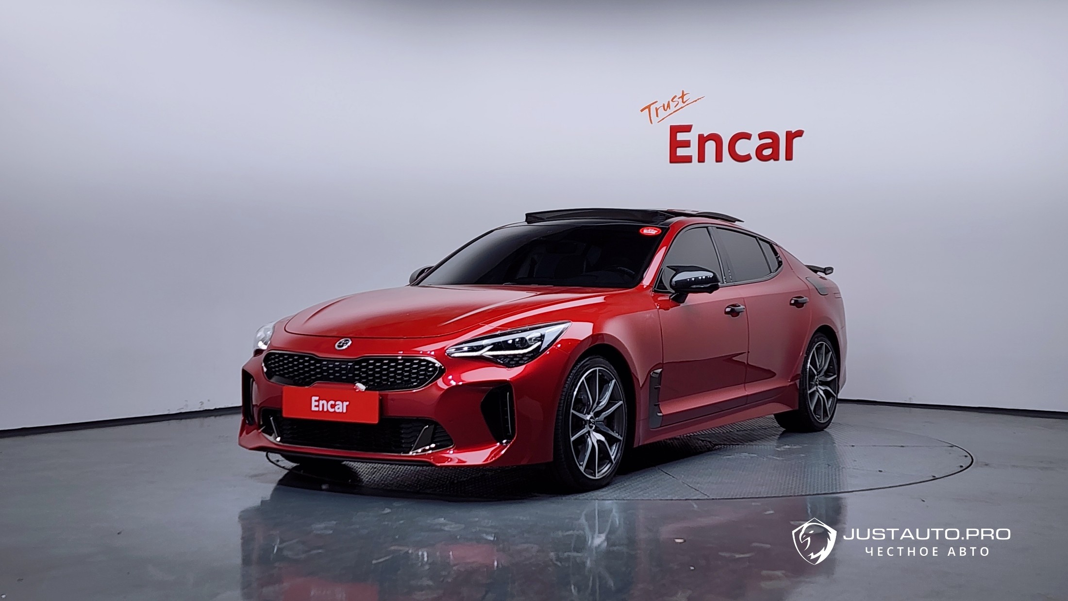 Автомобиль Kia Stinger