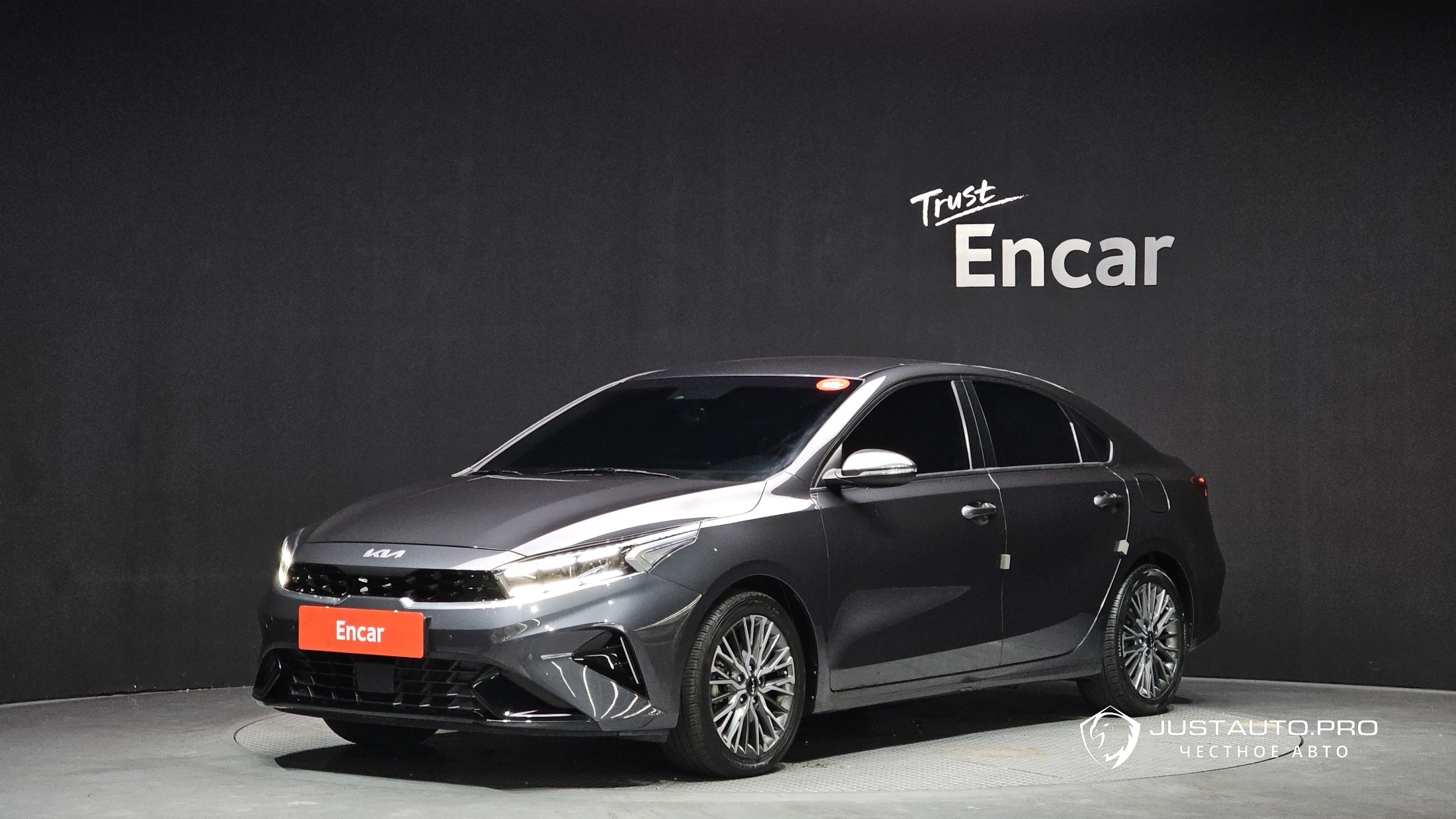 Автомобиль Kia K3