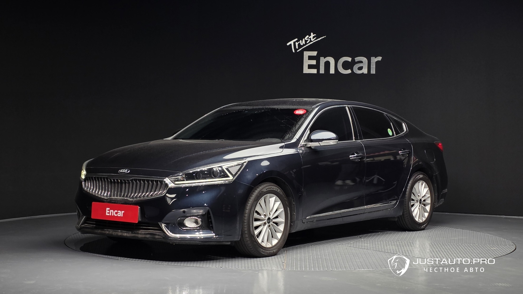 Автомобиль Kia K7