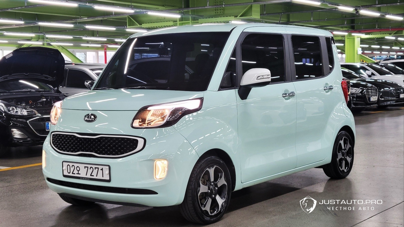 Автомобиль Kia RAY