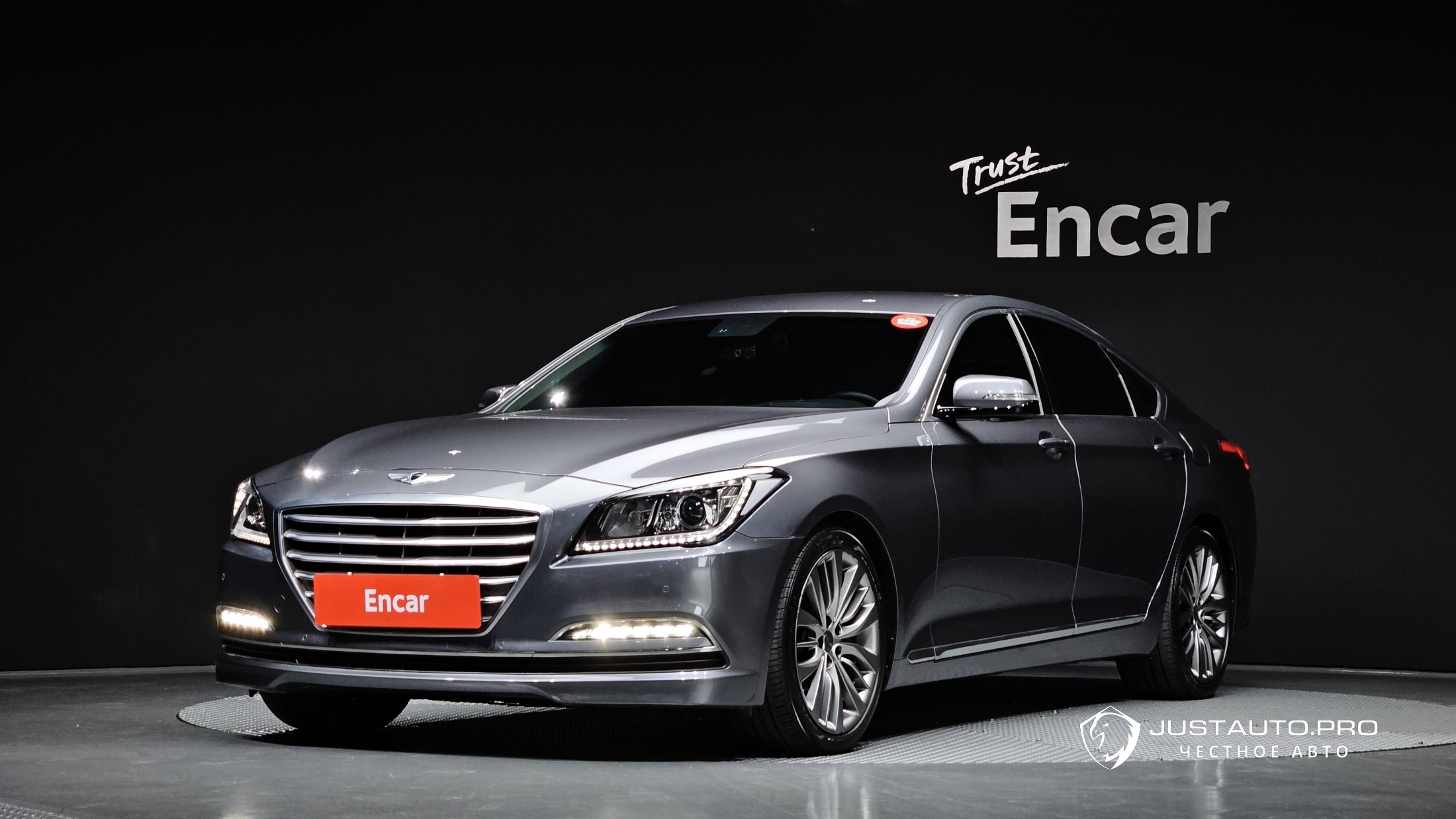 Автомобиль Hyundai Genesis