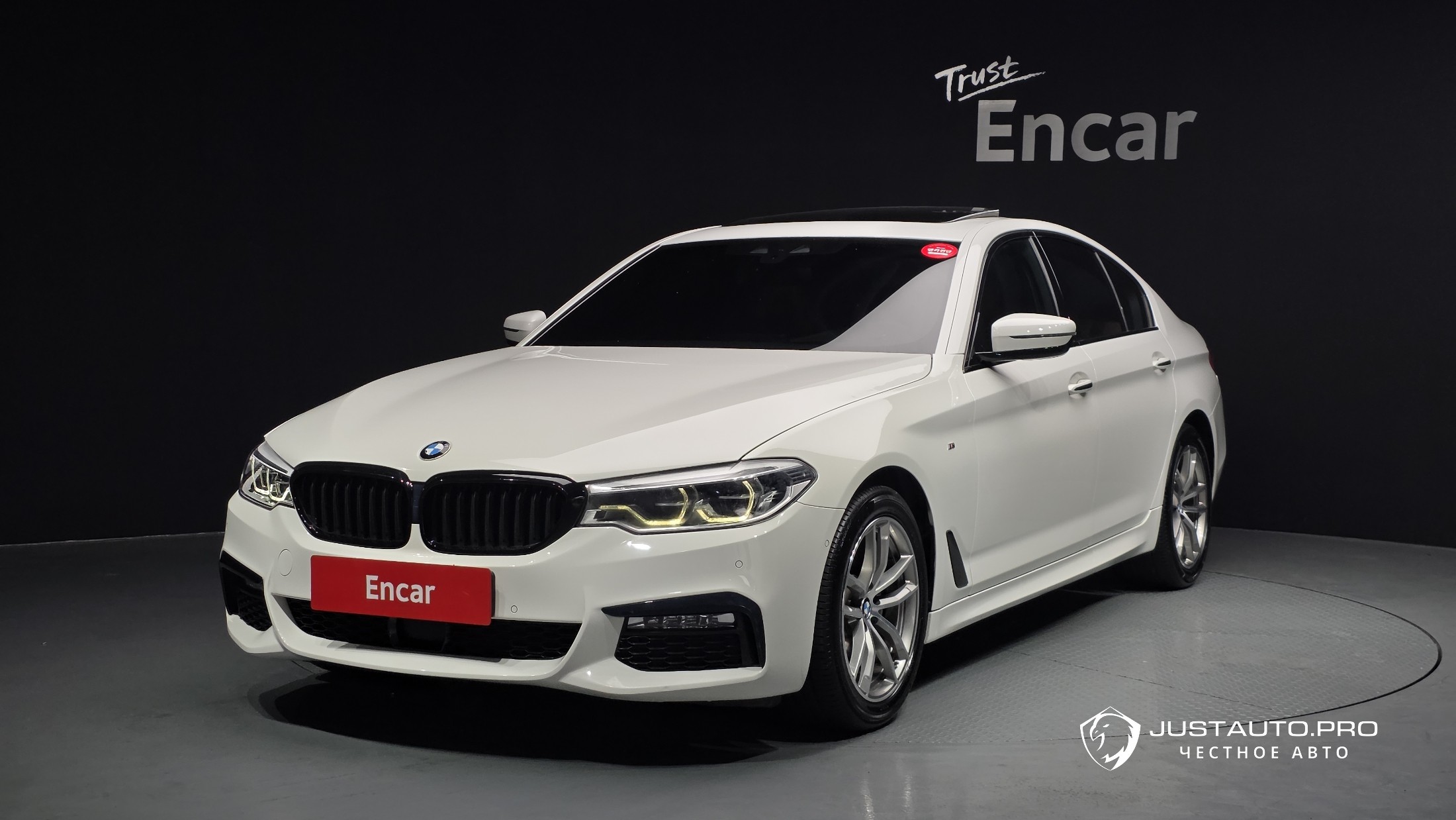 Автомобиль BMW 5-Series
