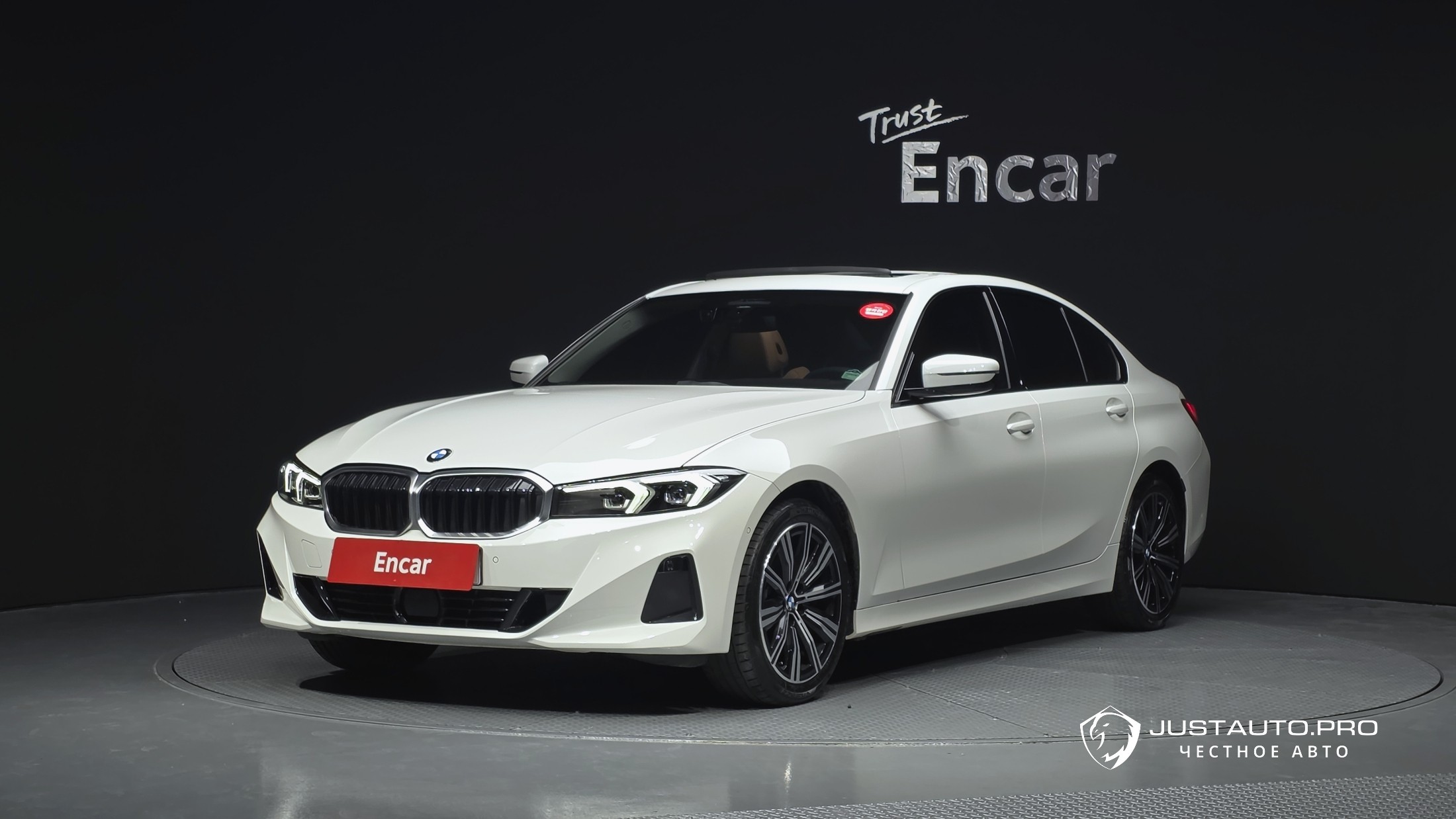 Автомобиль BMW 3-Series