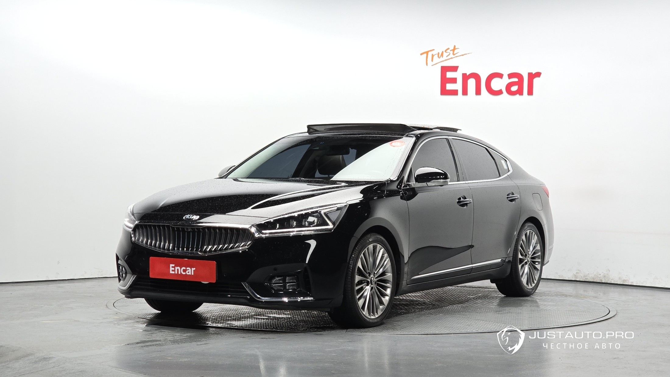 Автомобиль Kia K7