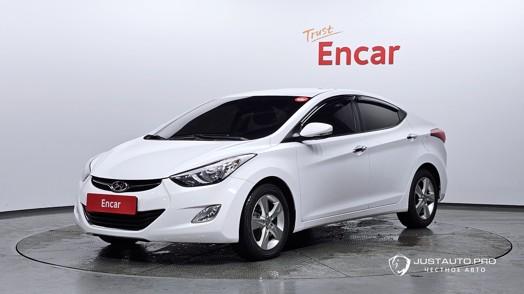 Автомобиль Hyundai AVANTE