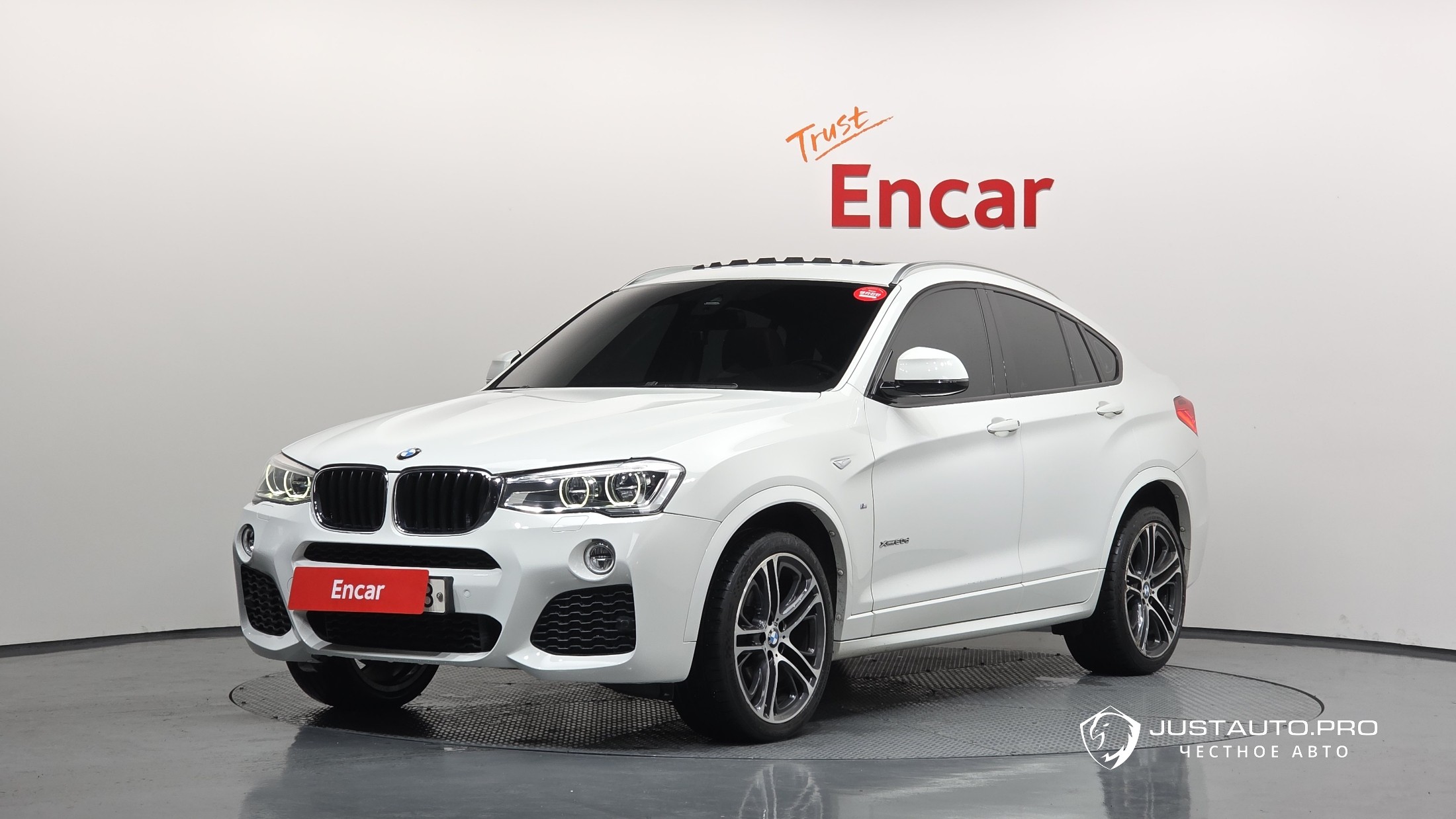 Автомобиль BMW X4