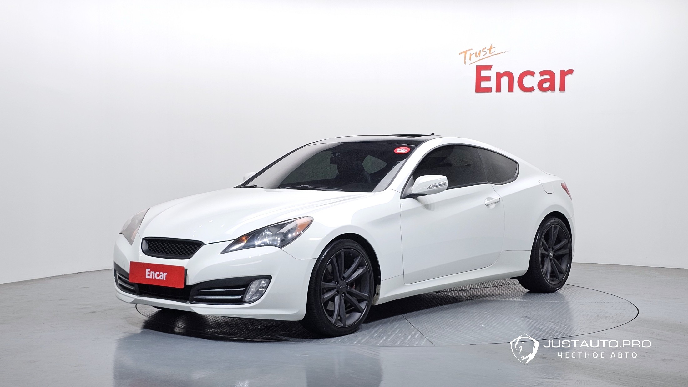 Автомобиль Hyundai Genesis