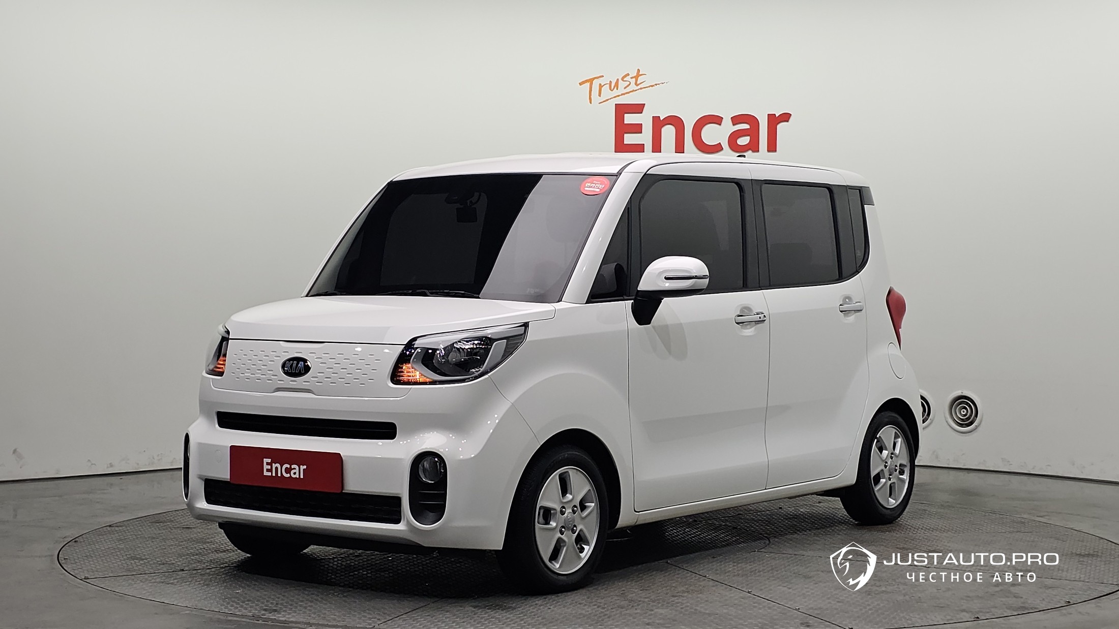 Автомобиль Kia RAY
