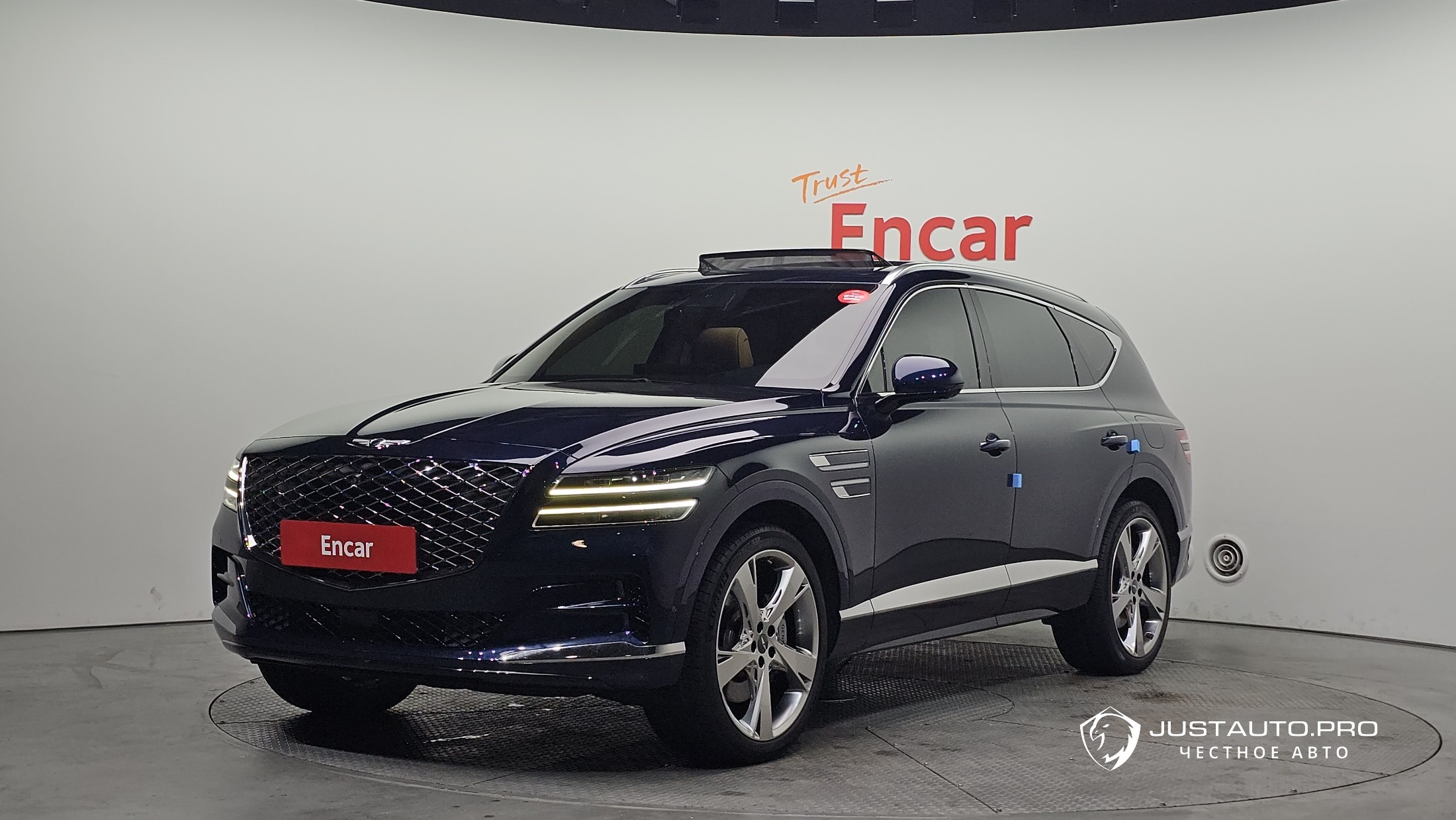 Автомобиль Genesis GV80