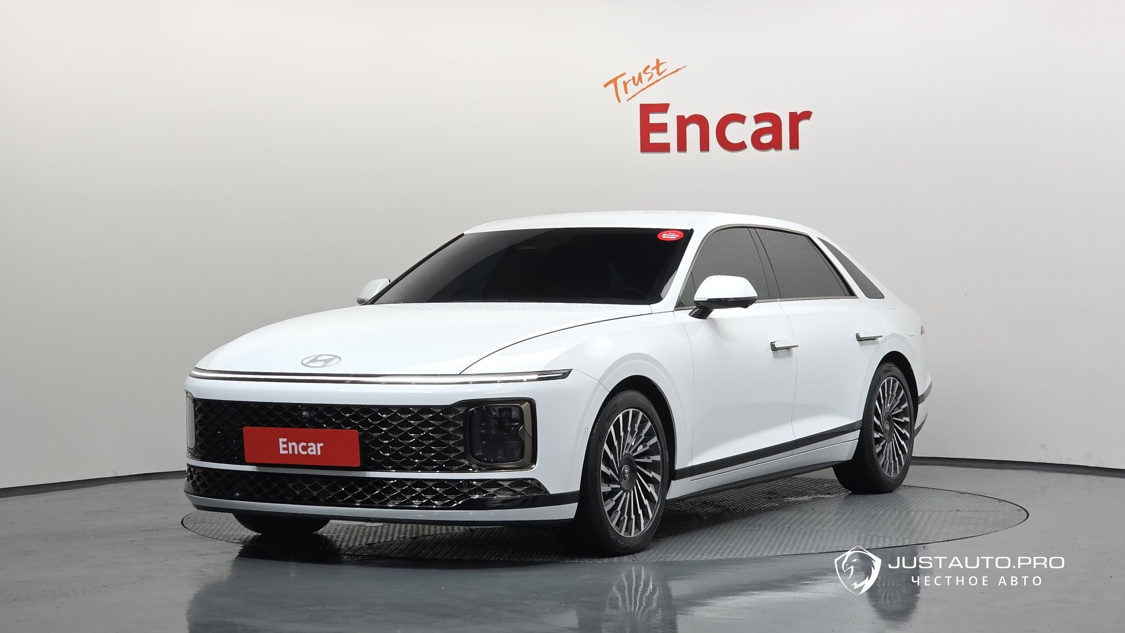 Автомобиль Hyundai Grandeur