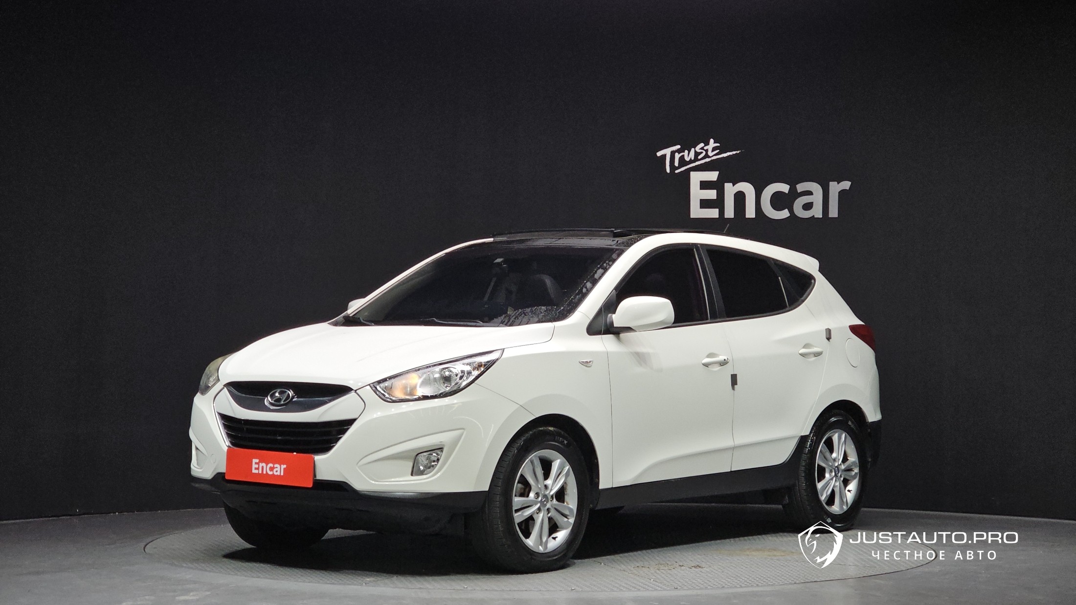 Автомобиль Hyundai Tucson