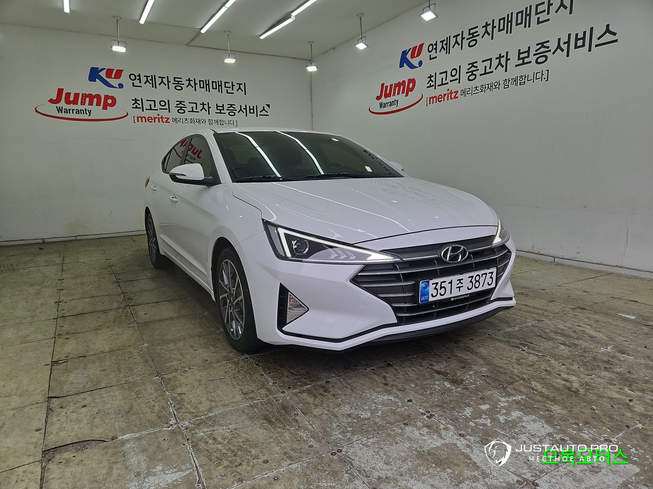 Автомобиль Hyundai AVANTE