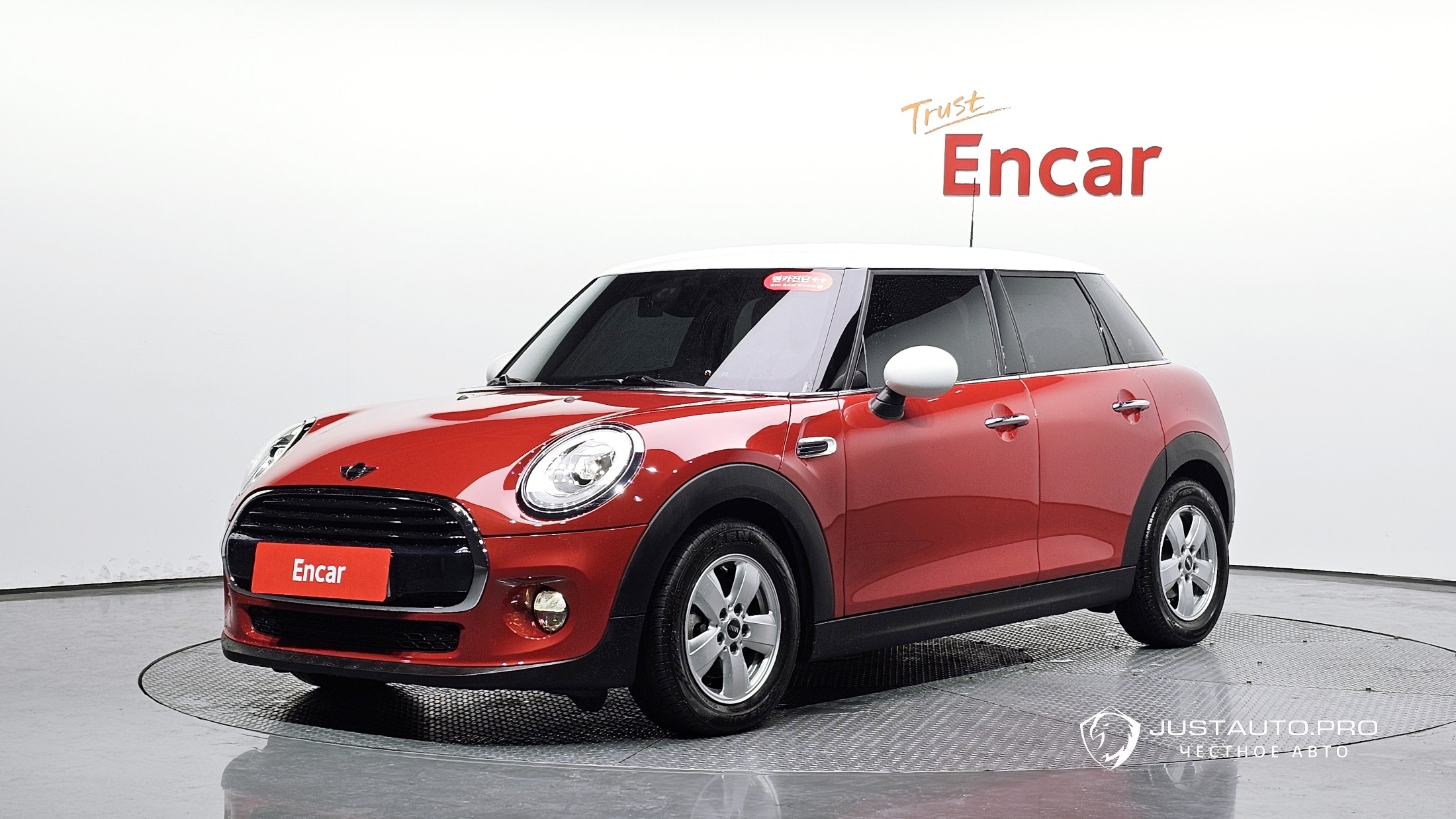 Автомобиль Mini Cooper