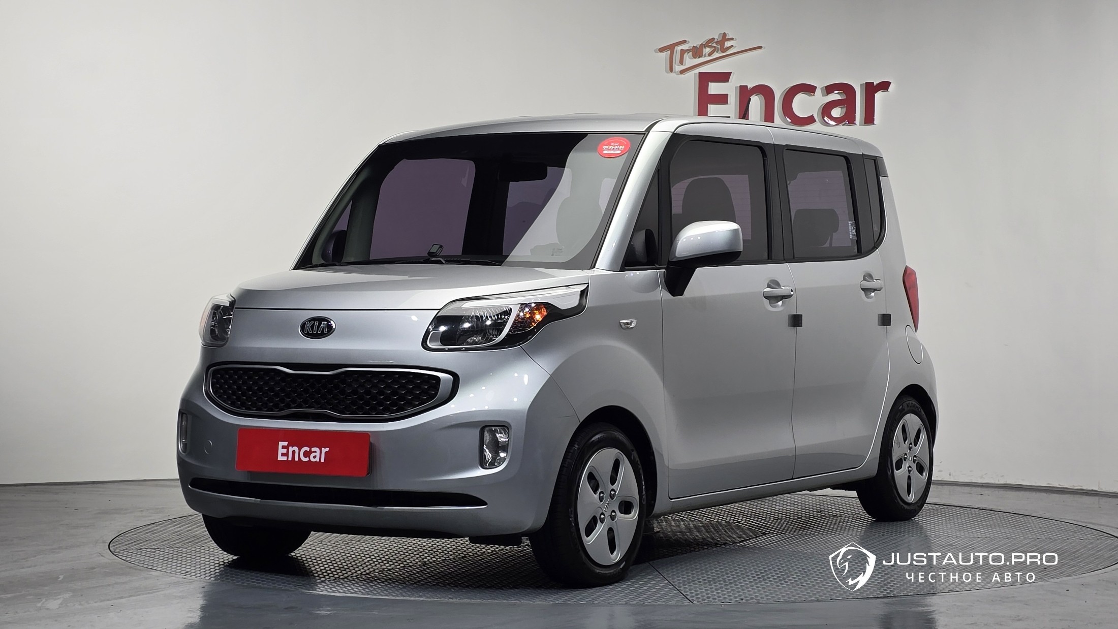 Автомобиль Kia RAY