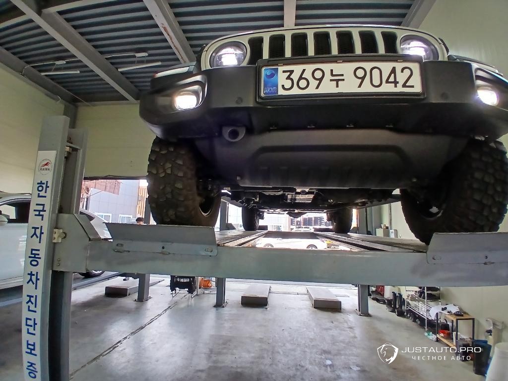 Автомобиль Jeep Wrangler
