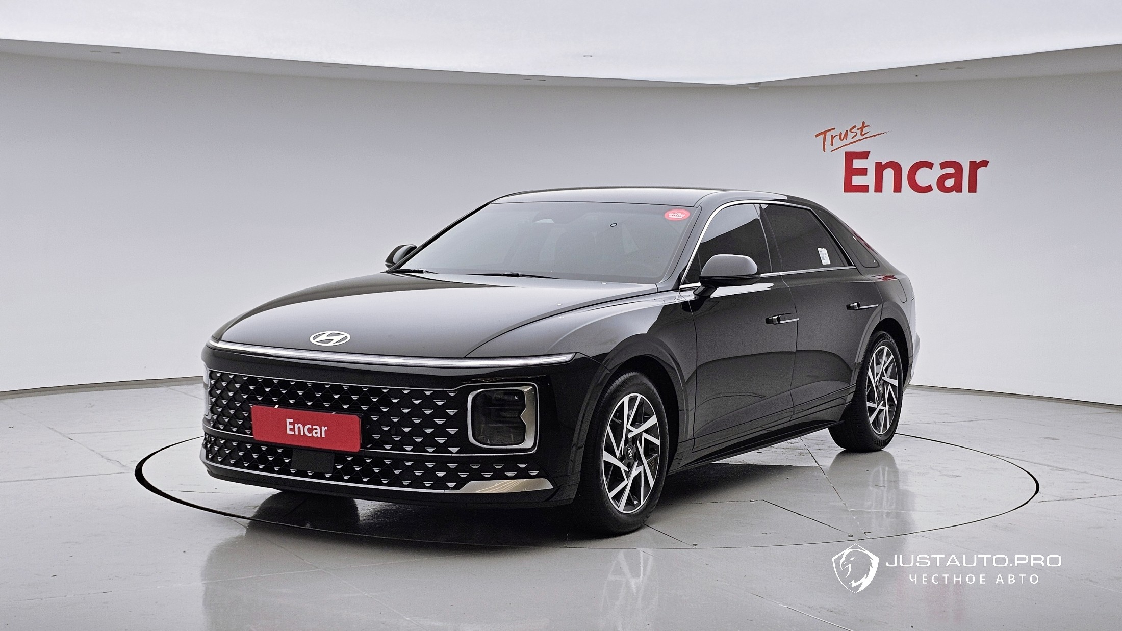 Автомобиль Hyundai Grandeur