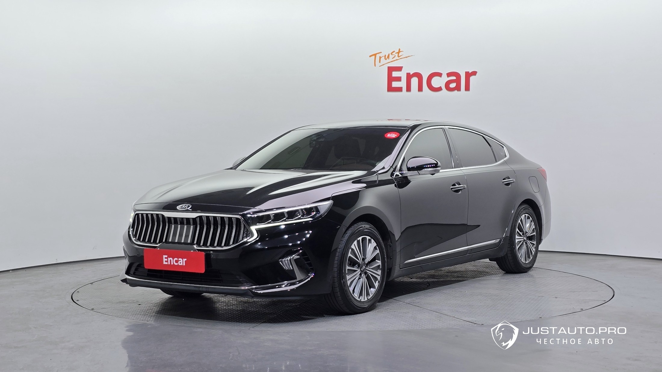 Автомобиль Kia K7