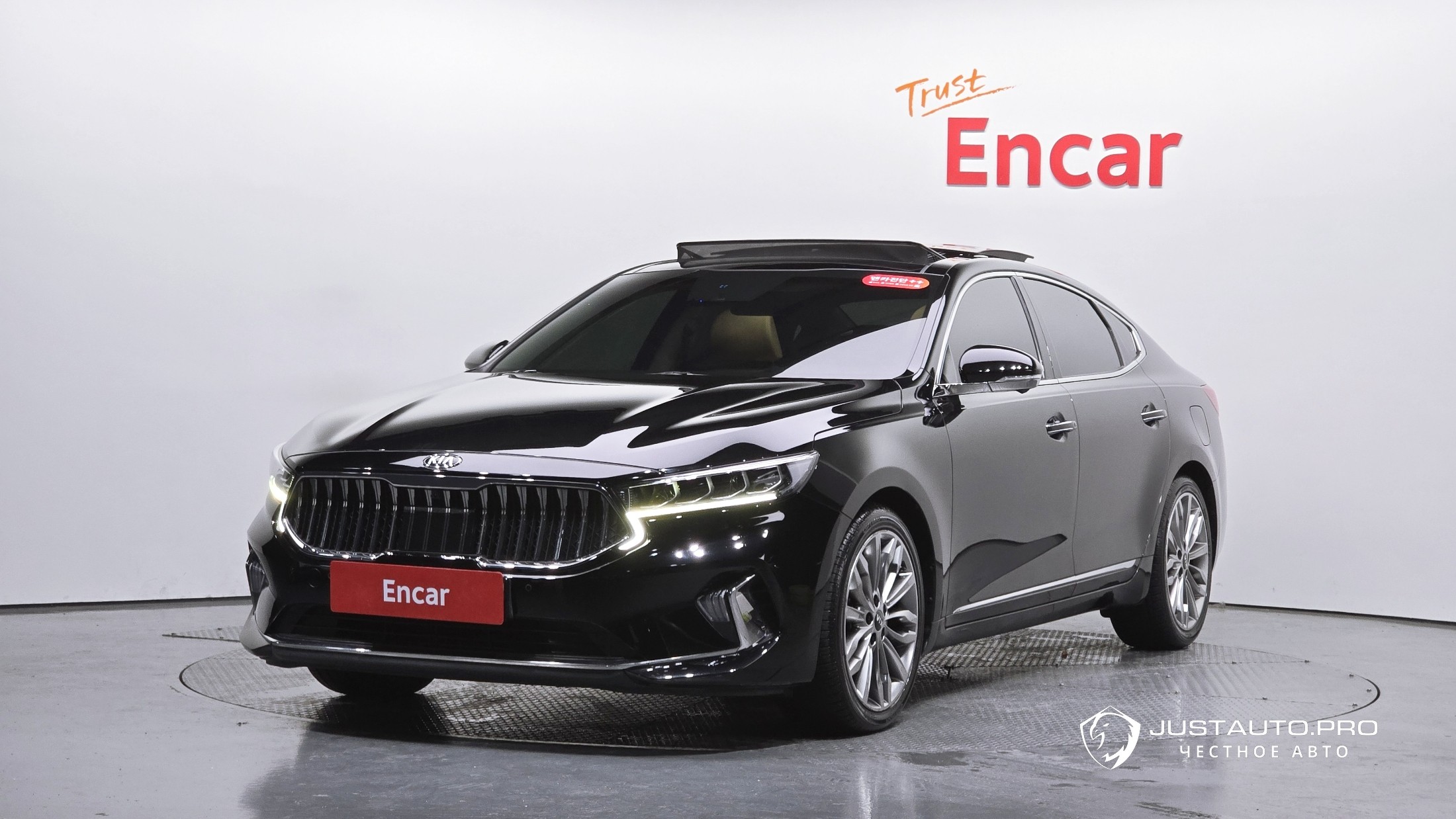 Автомобиль Kia K7