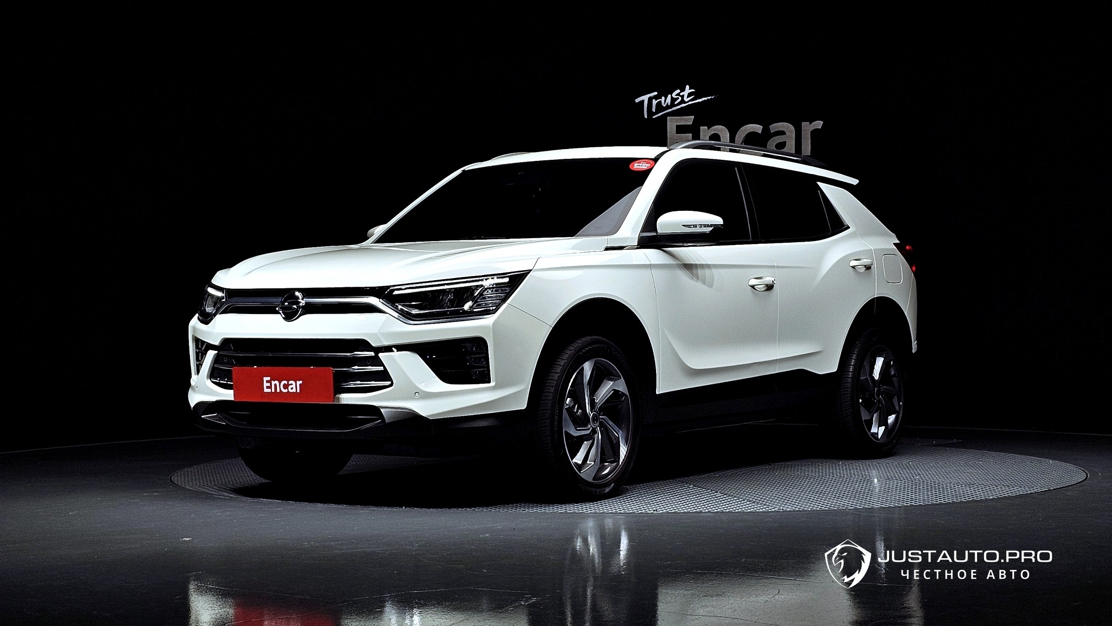 Автомобиль KG_Mobility_Ssangyong KORANDO