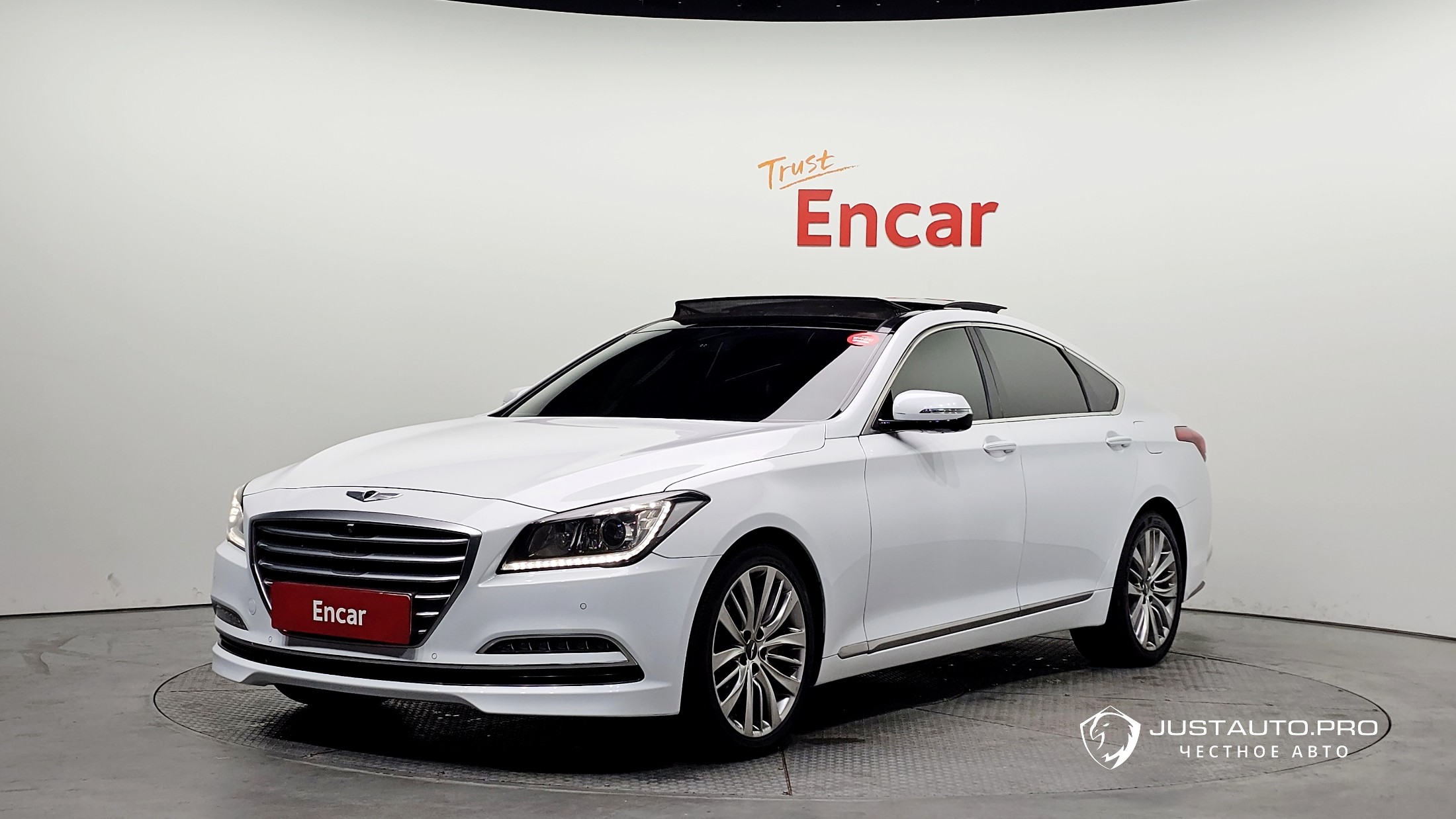 Автомобиль Hyundai Genesis