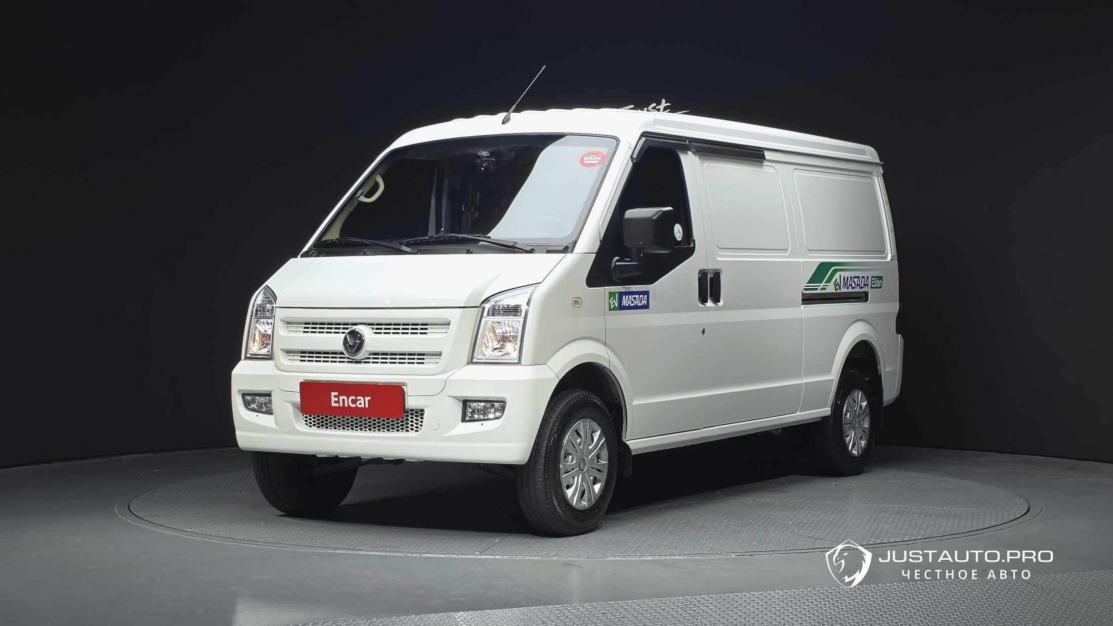 Автомобиль DFSK C35