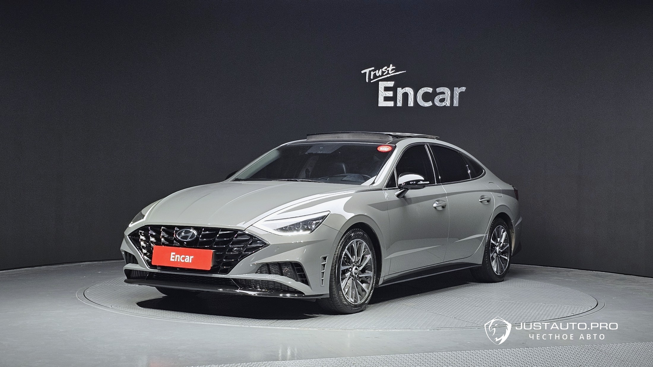 Автомобиль Hyundai Sonata