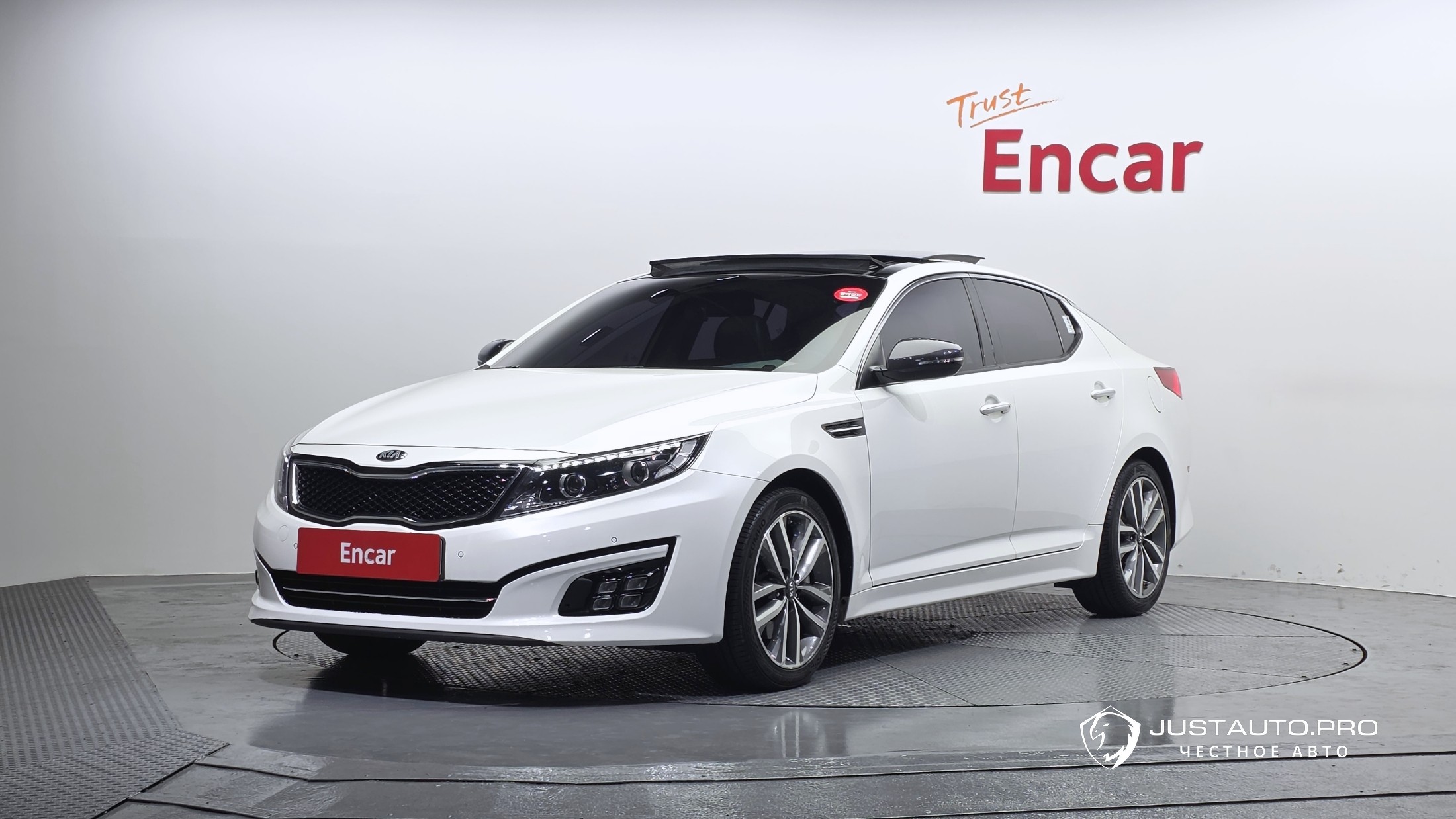 Автомобиль Kia K5