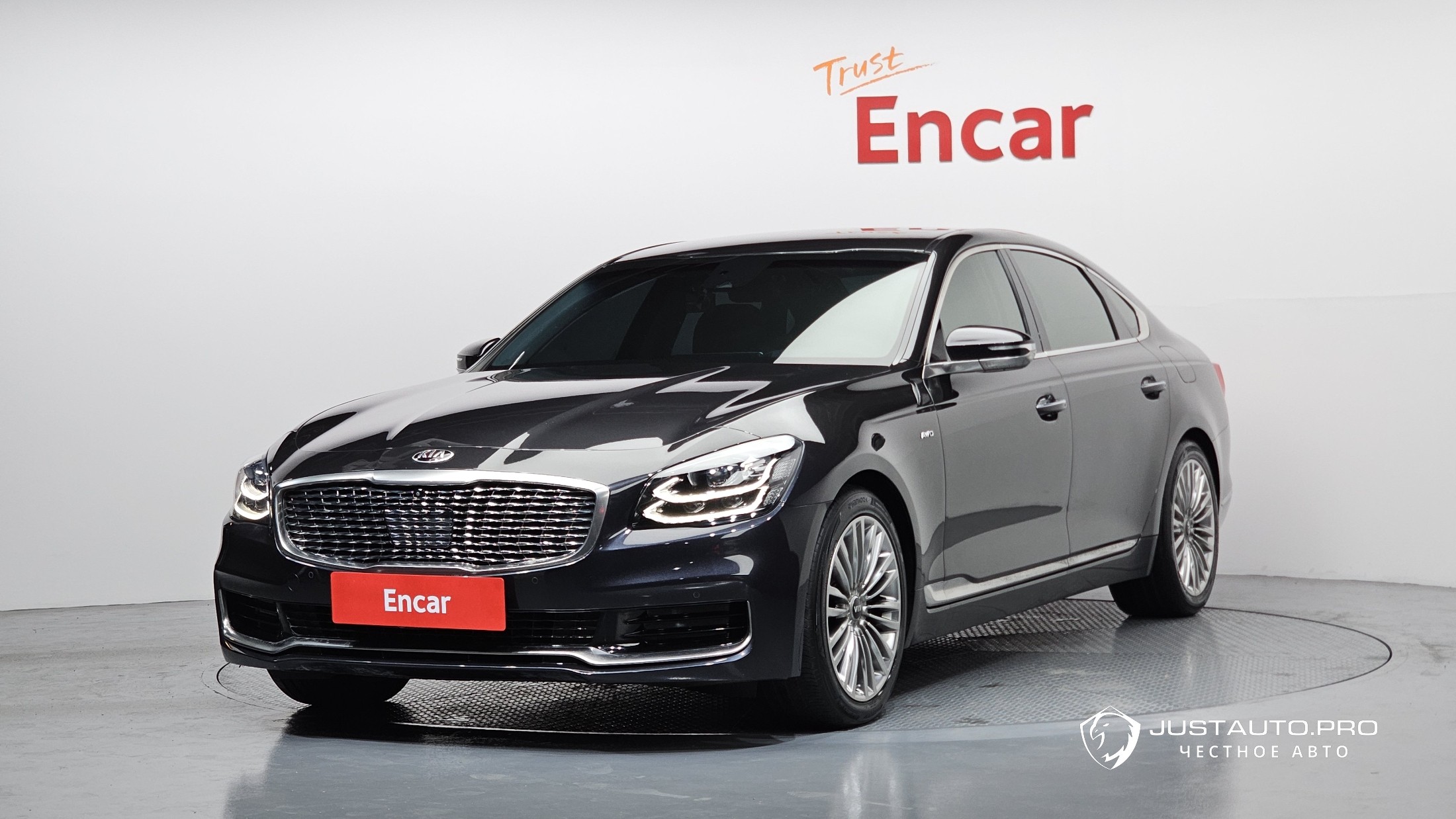 Автомобиль Kia K9
