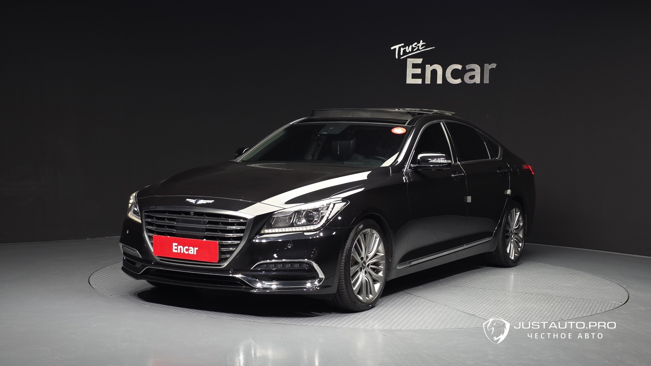 Автомобиль Genesis G80