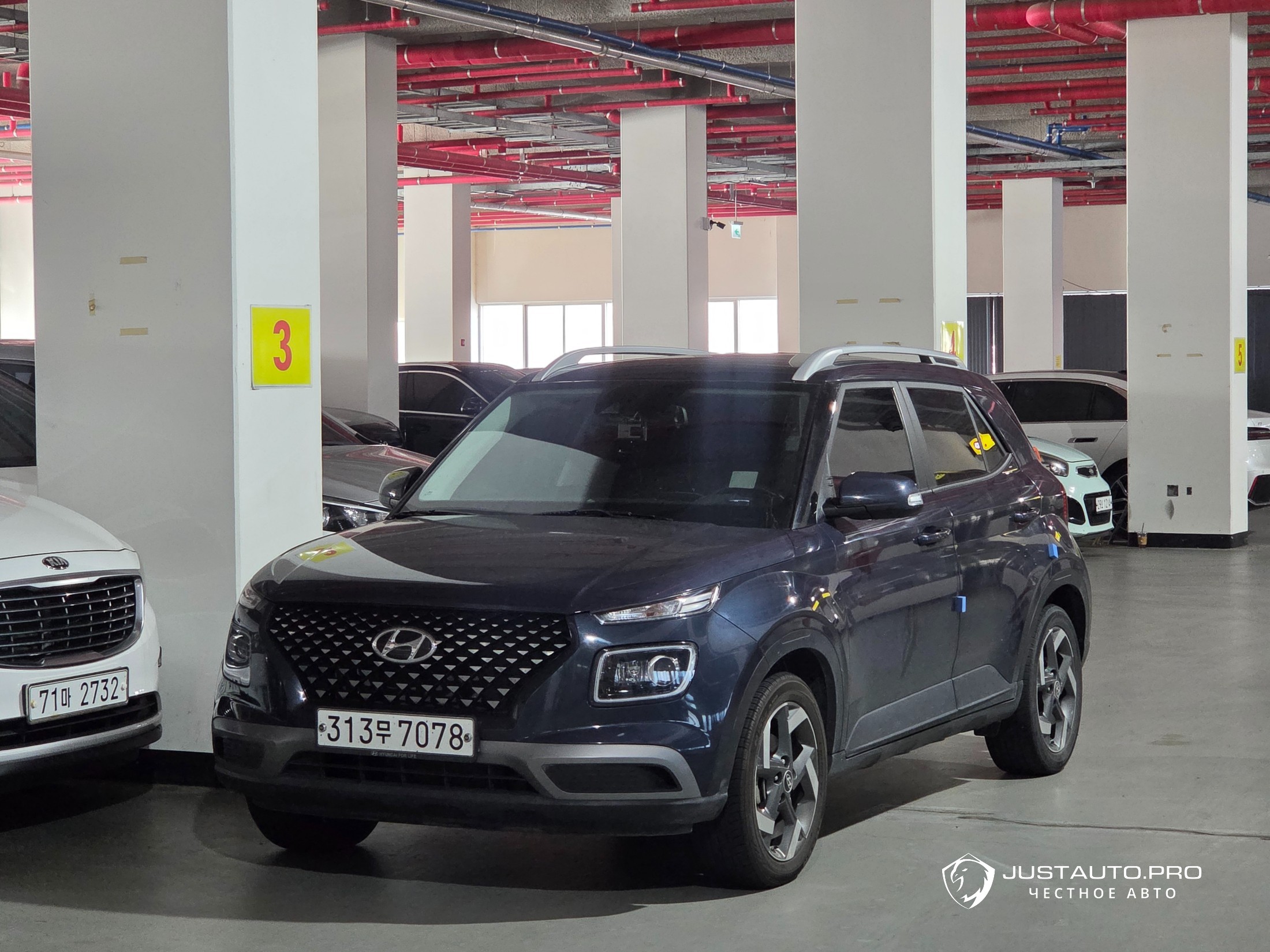 Автомобиль Hyundai Venue