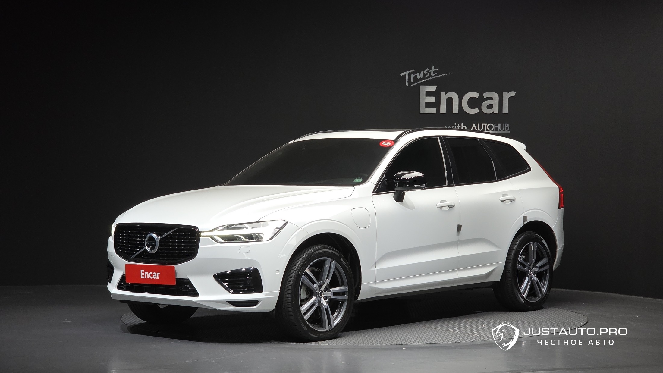 Автомобиль Volvo XC60