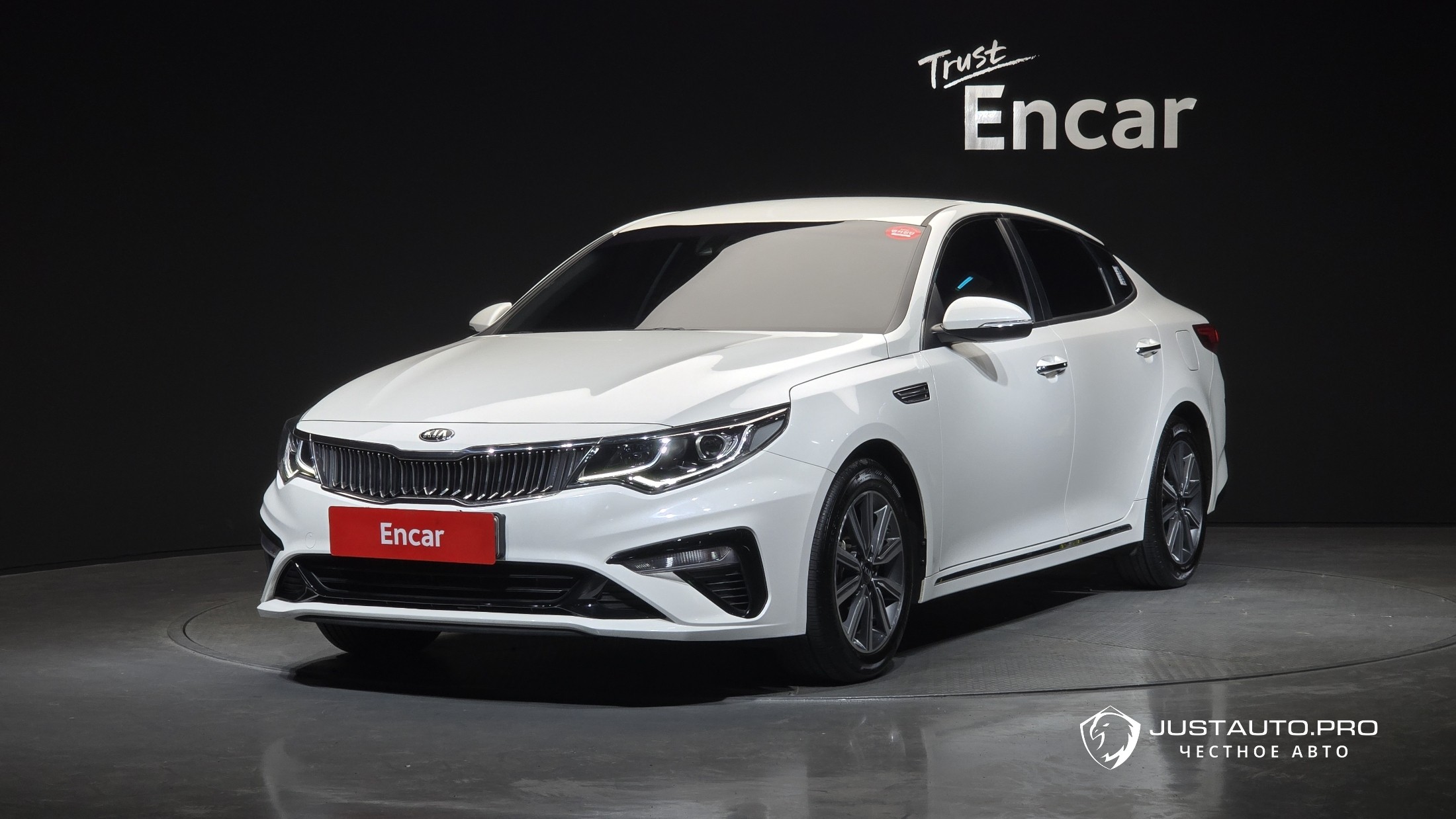Автомобиль Kia K5