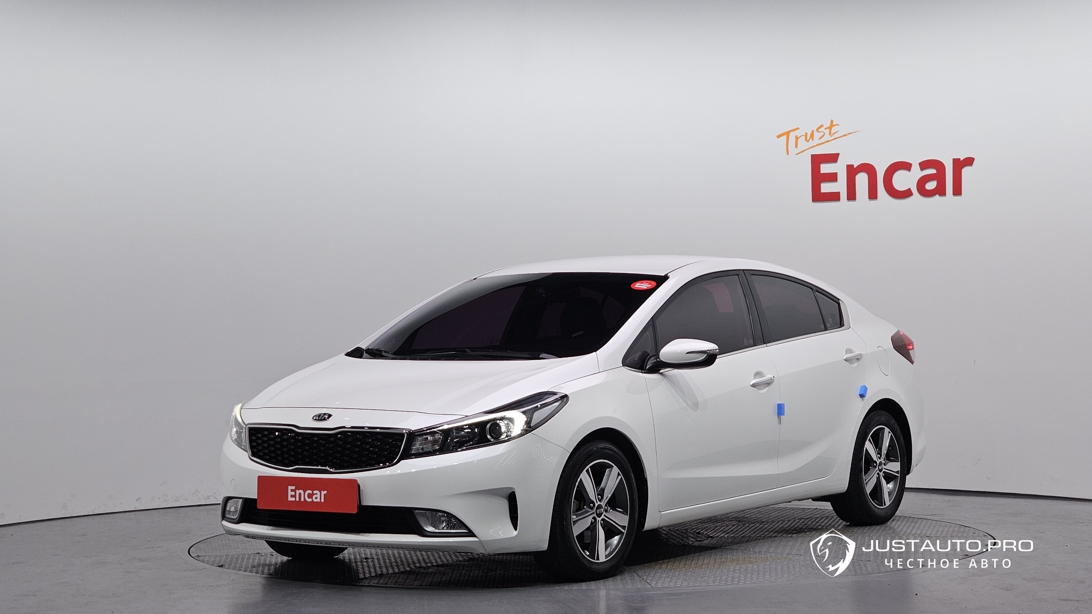 Автомобиль Kia K3