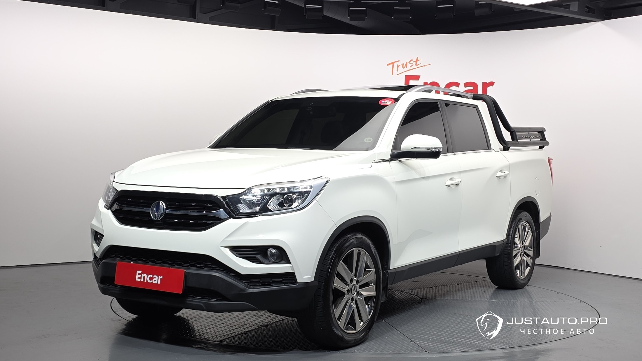 Автомобиль KG_Mobility_Ssangyong Rexton
