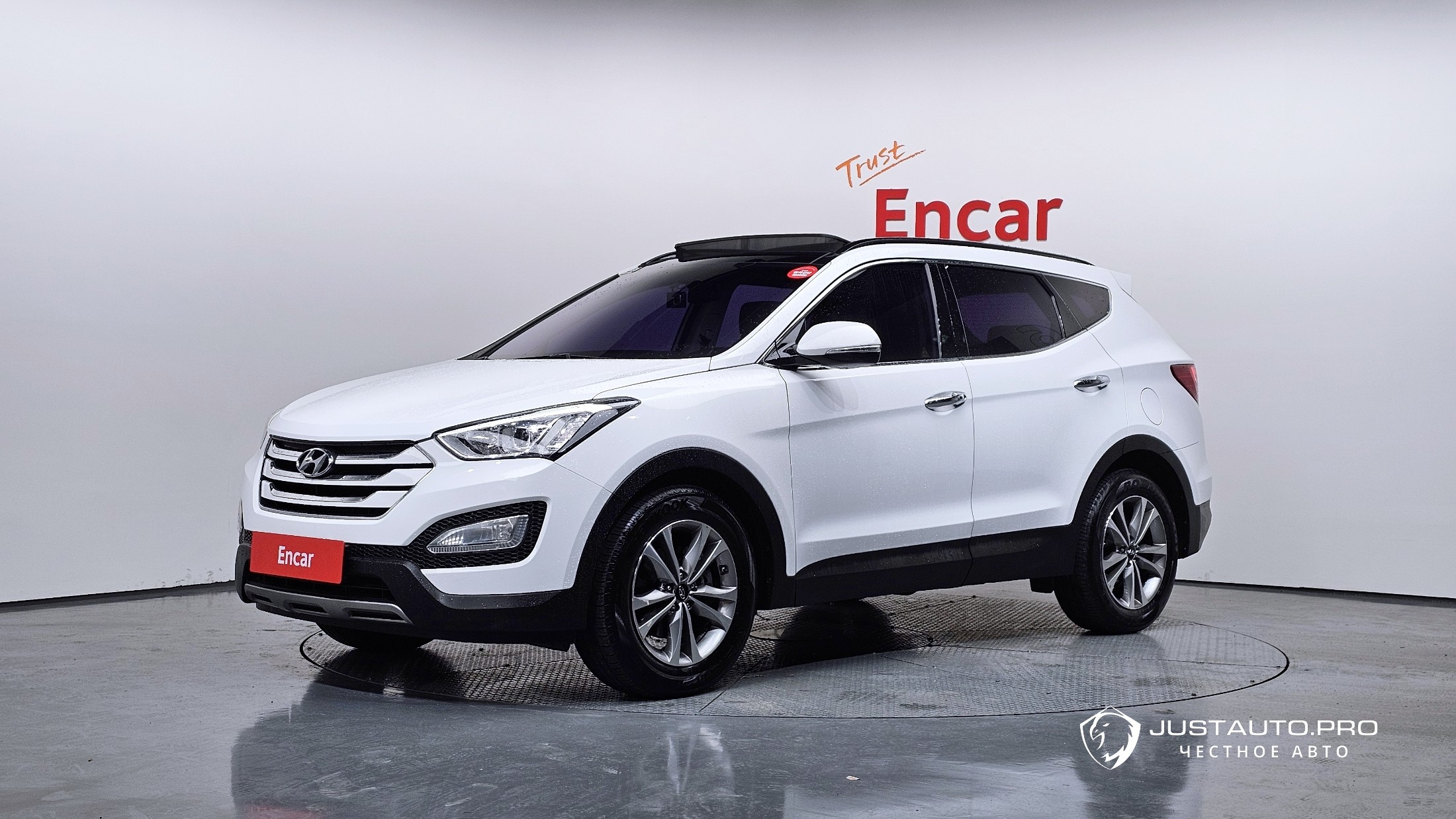 Автомобиль Hyundai Santafe
