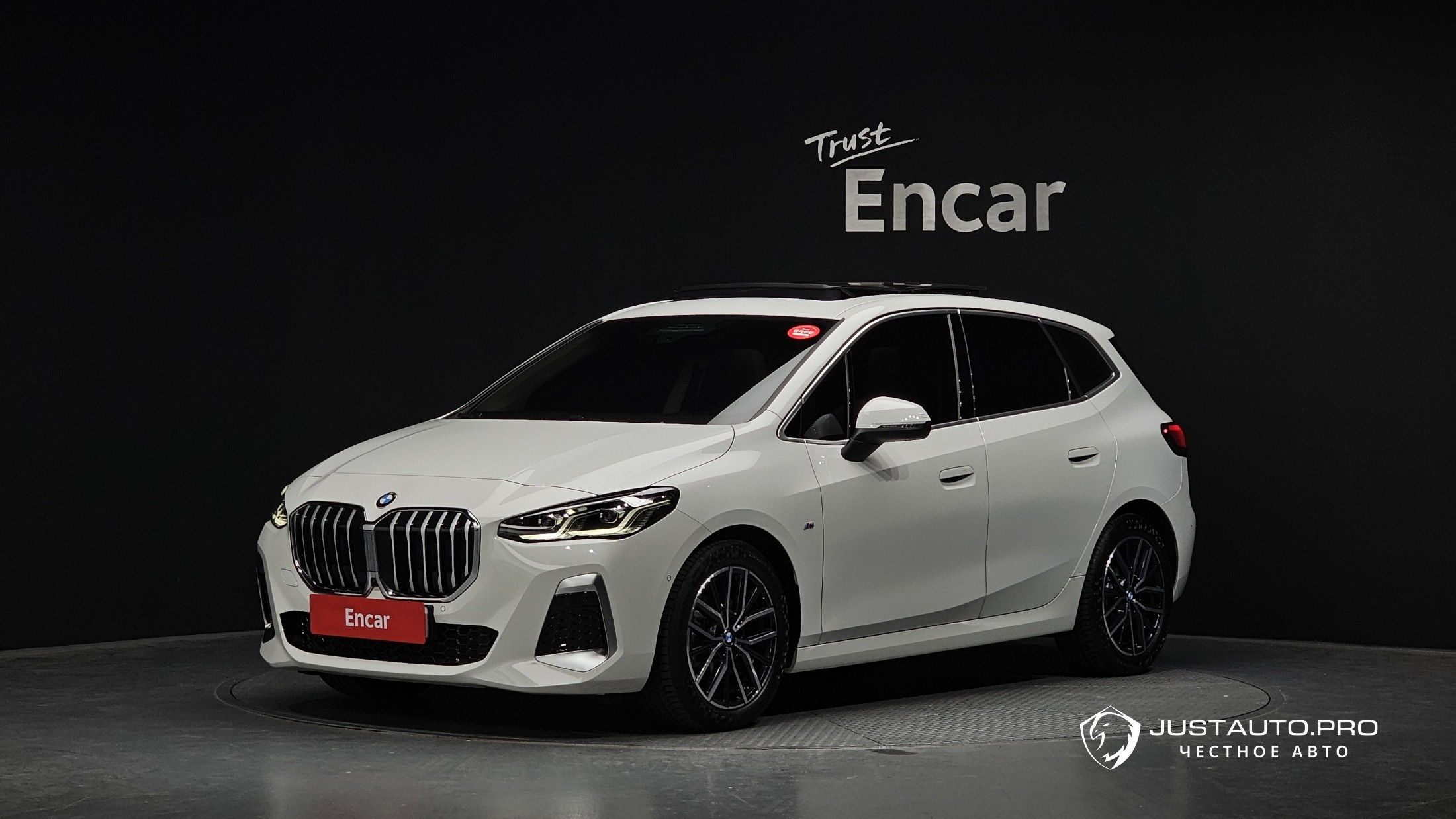 Автомобиль BMW 2-Series