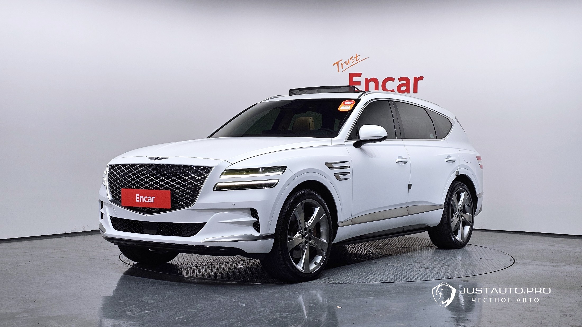 Автомобиль Genesis GV80