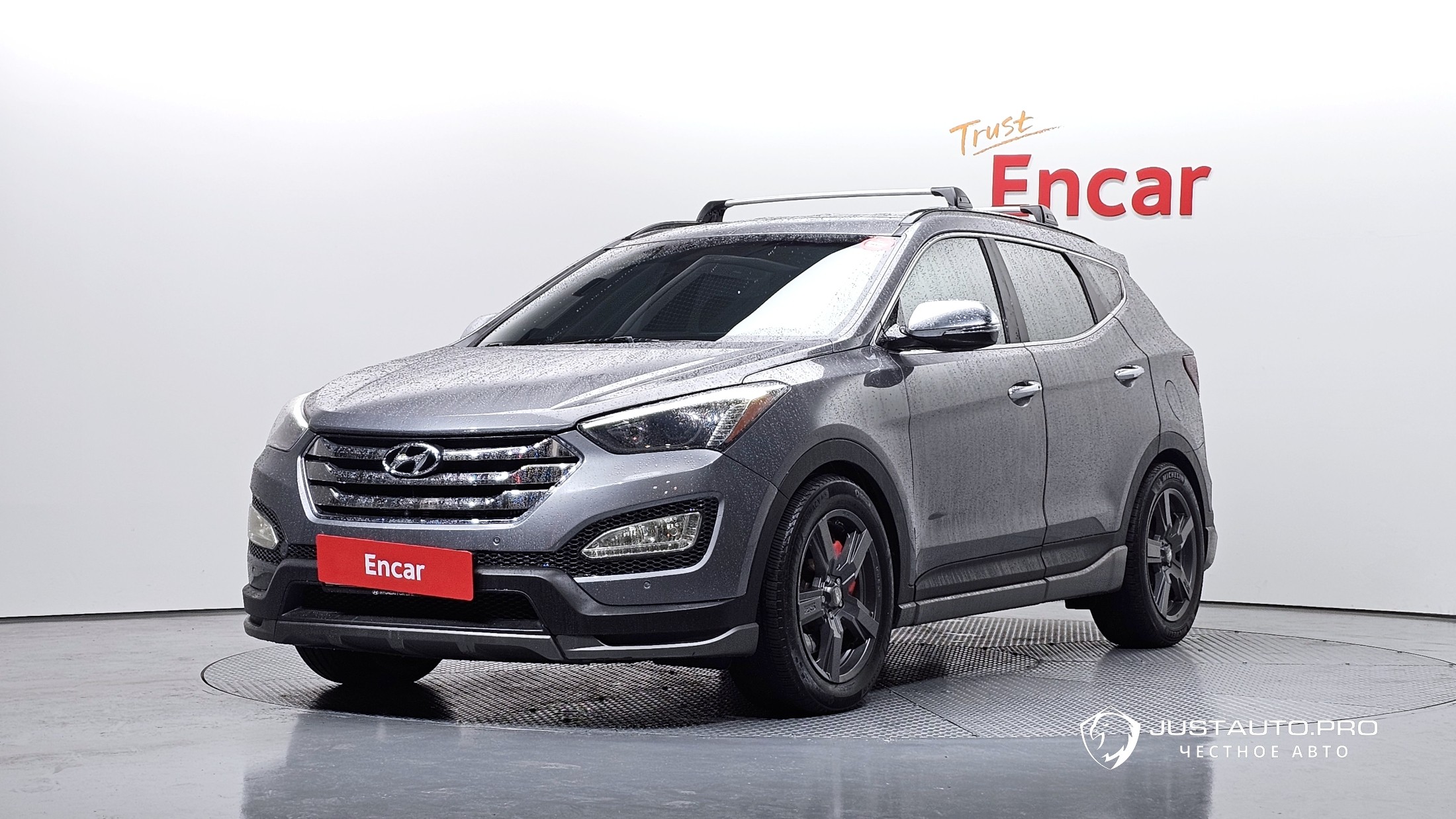 Автомобиль Hyundai Santafe